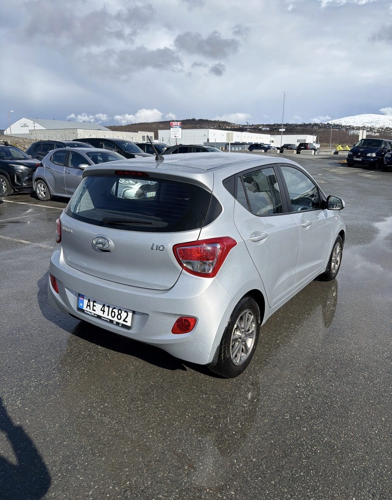 Hyundai i10 with Air conditioning