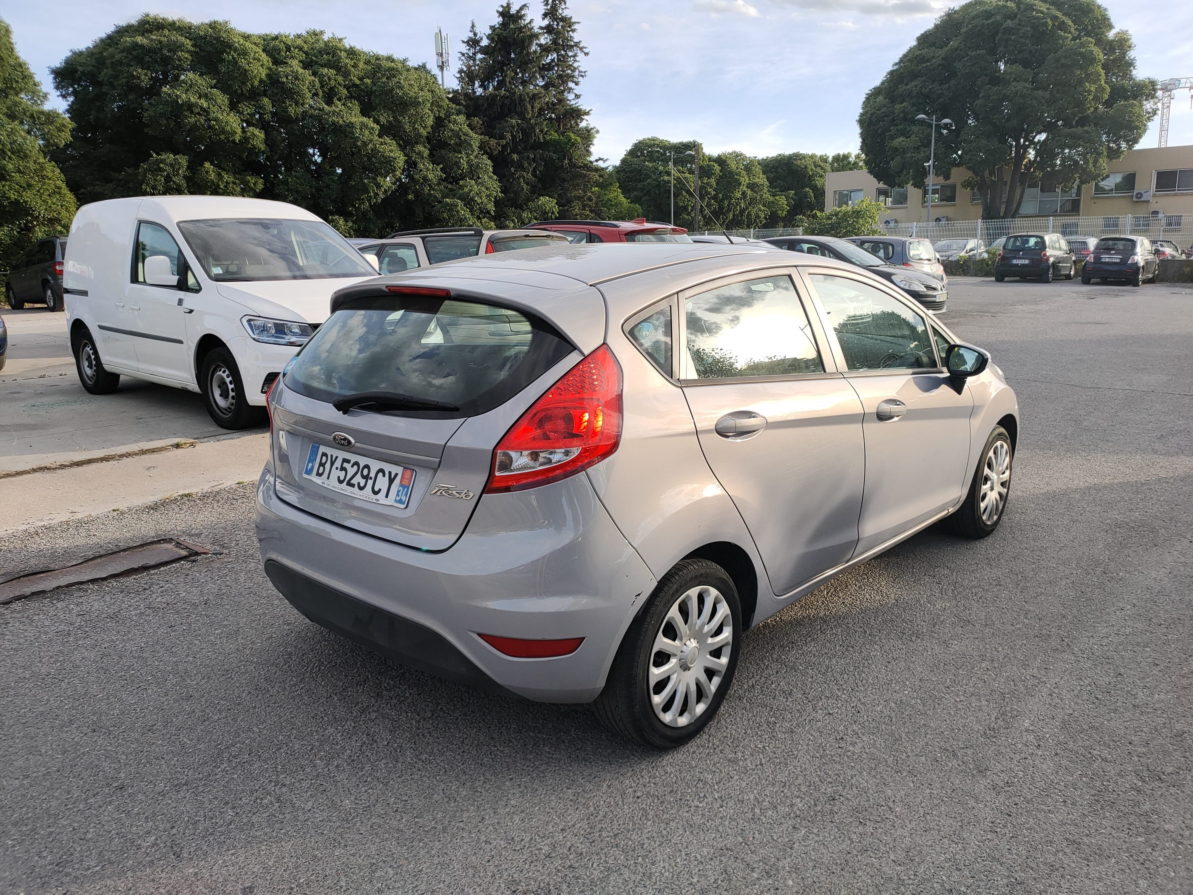 Ford Fiesta livrée TRAM ou alentours Millénaire avec GPS