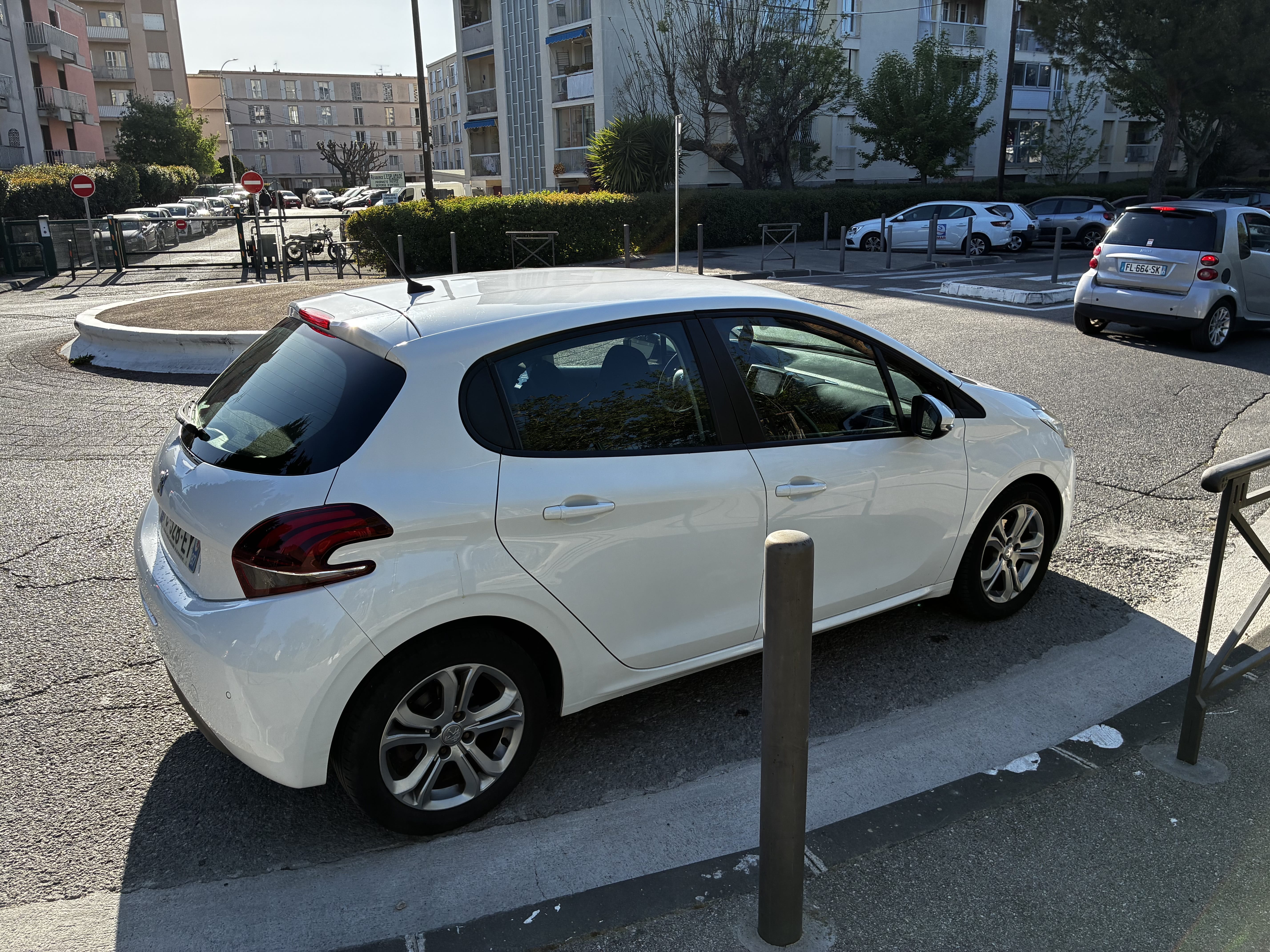 Peugeot 208 avec GPS