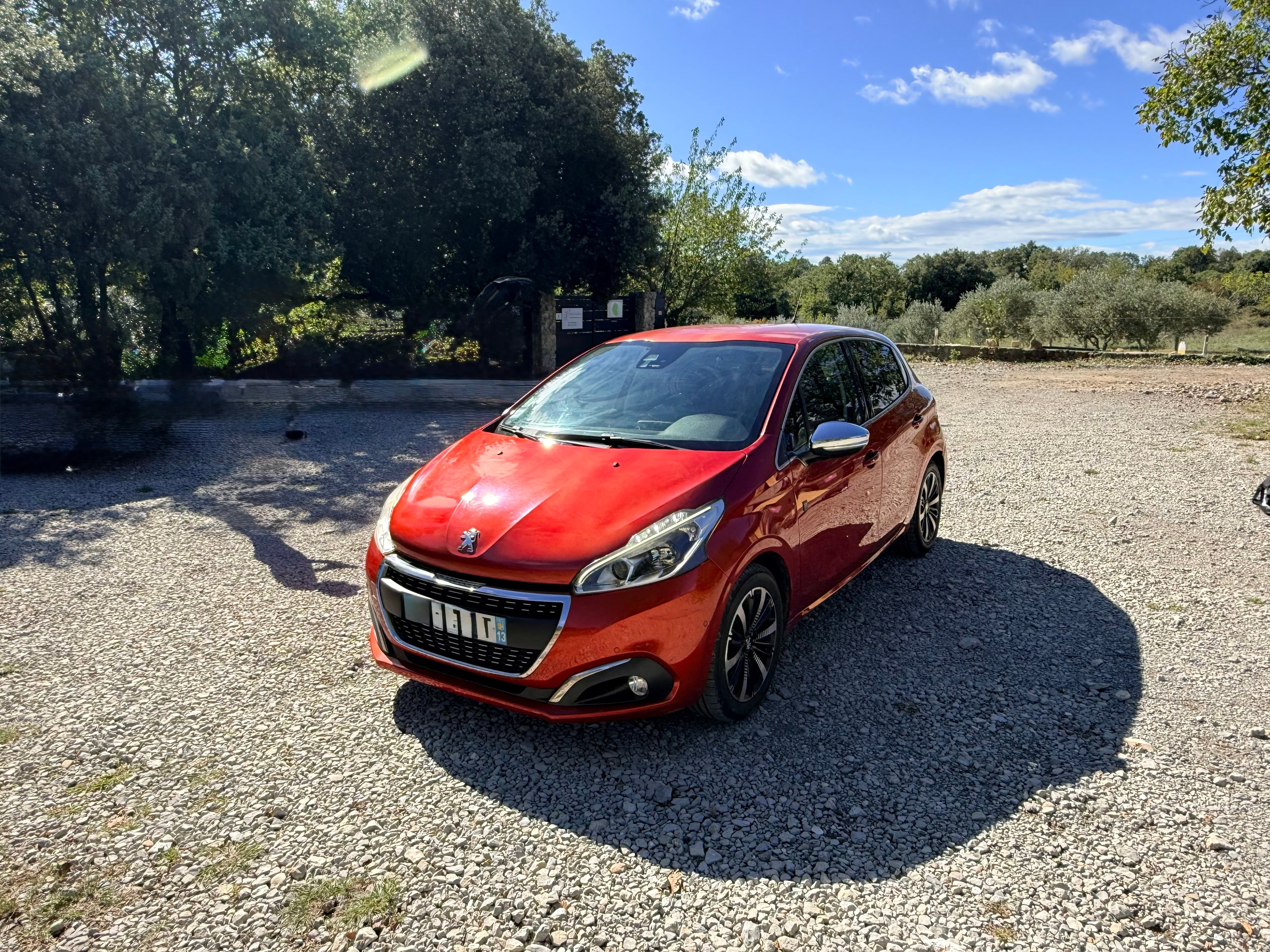 Peugeot 208 mit Apple CarPlay