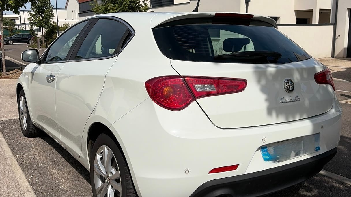 Alfa-Romeo Giulietta avec Régulateur de vitesse
