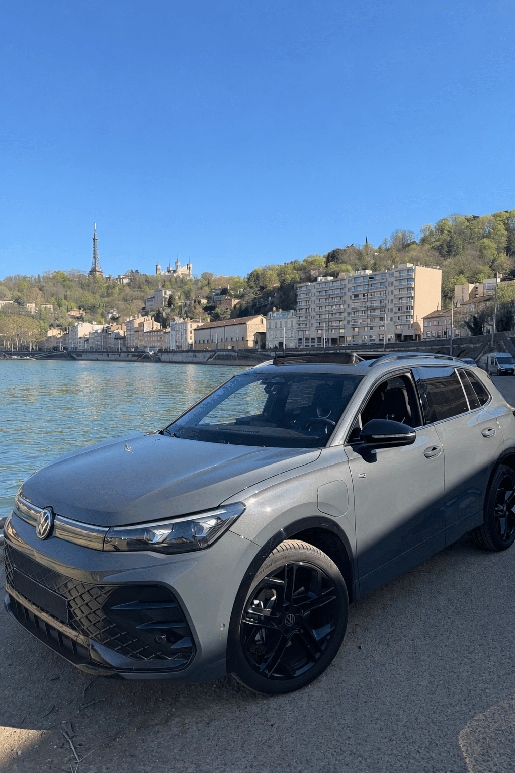 Volkswagen Tiguan SE R-LINE Black avec Climatisation