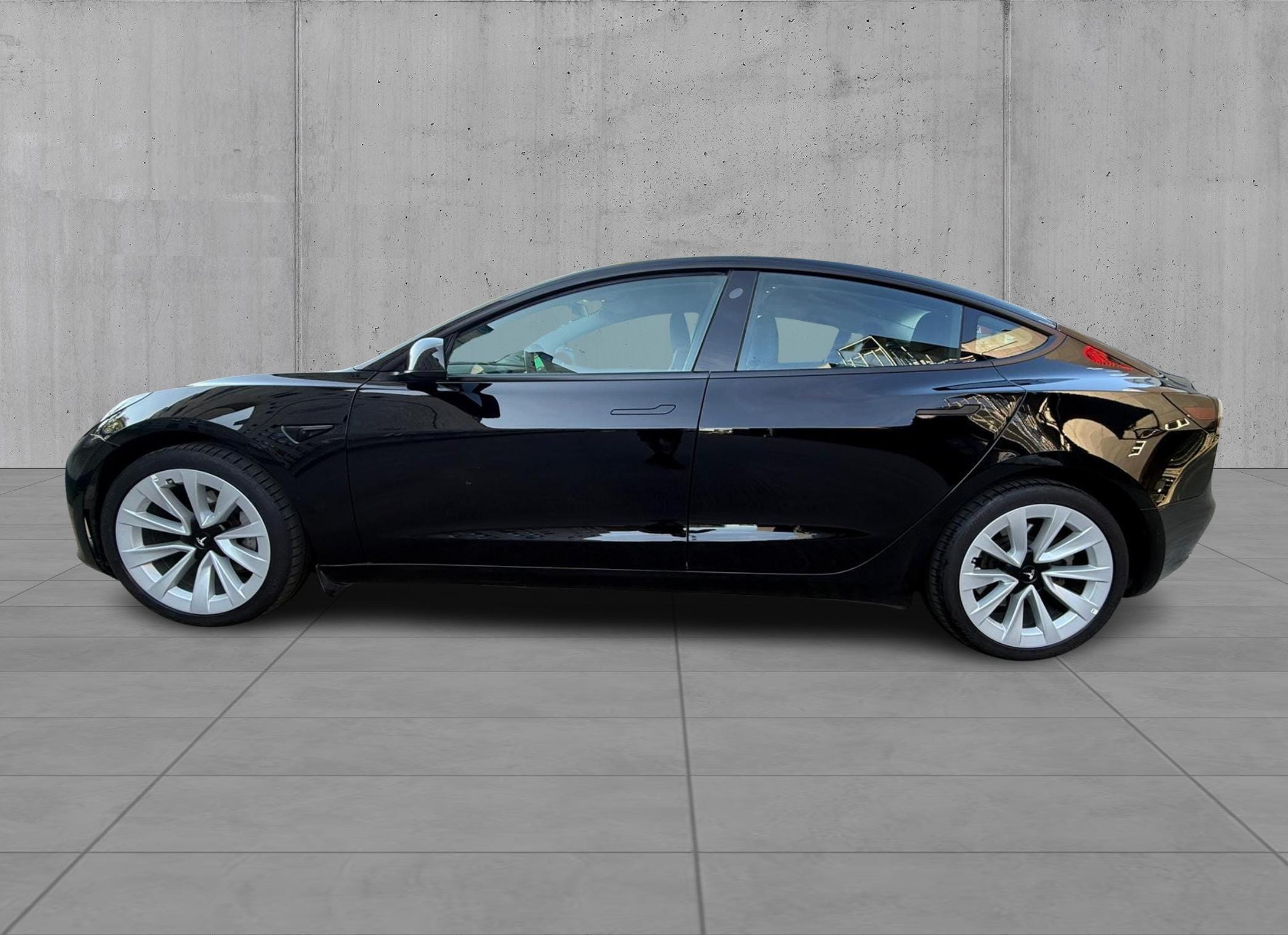 Tesla Model 3 Long Range with Air conditioning