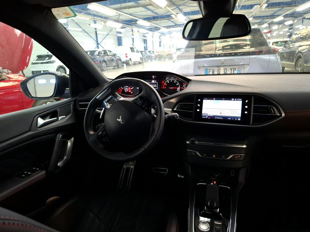 Peugeot 308 GT avec Régulateur de vitesse