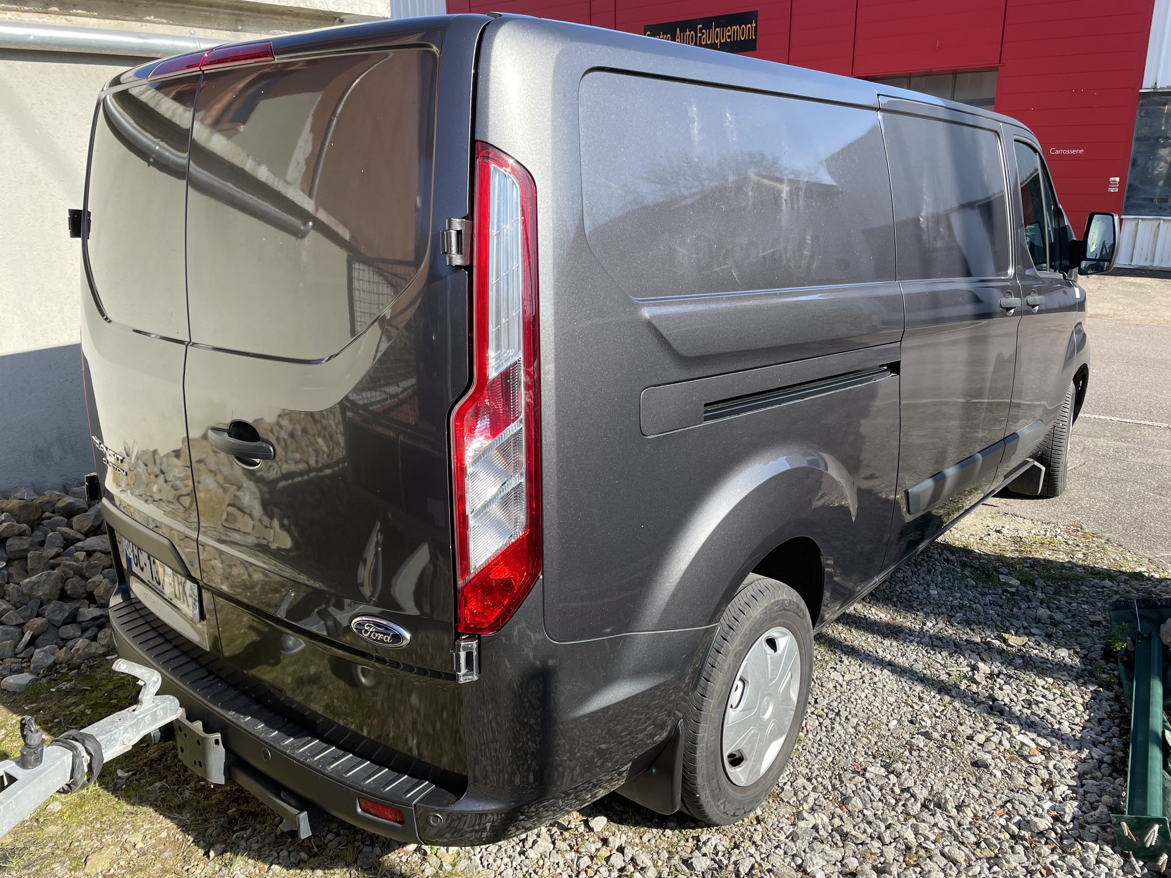 Ford Transit Custom Fourgon 2L 130cv avec Climatisation