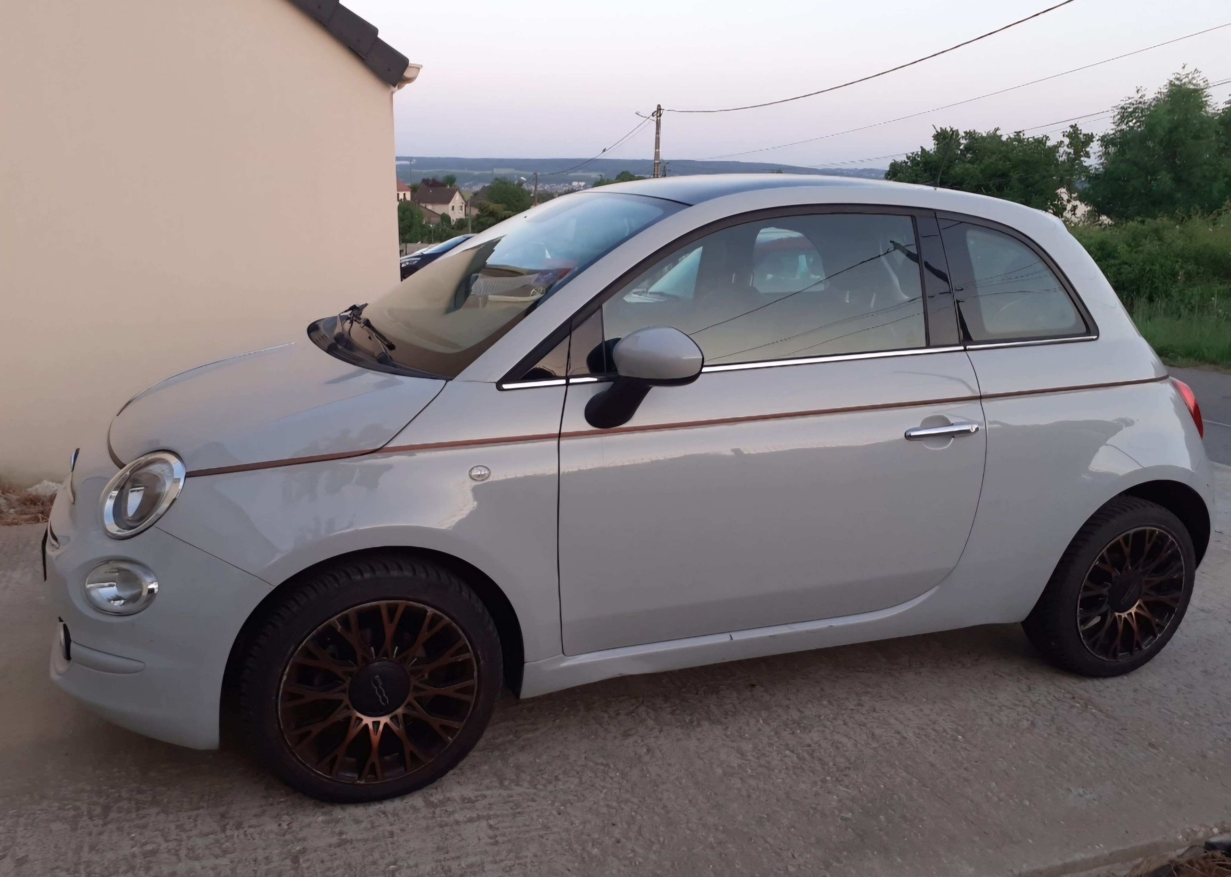 Fiat 500 automatique 2019 - Boîtier Connect - Gare de Juziers avec Climatisation