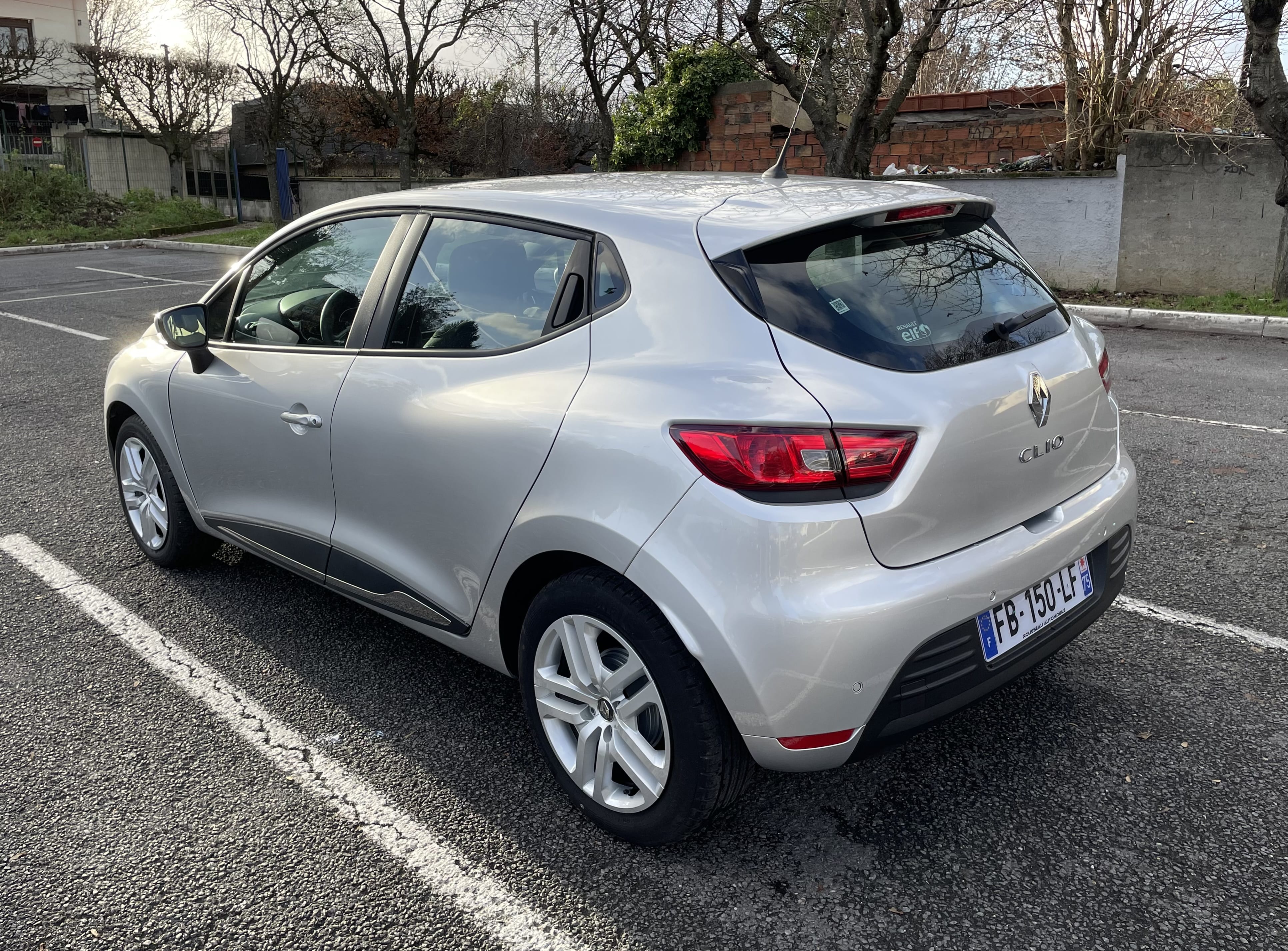 Renault Clio avec Régulateur de vitesse