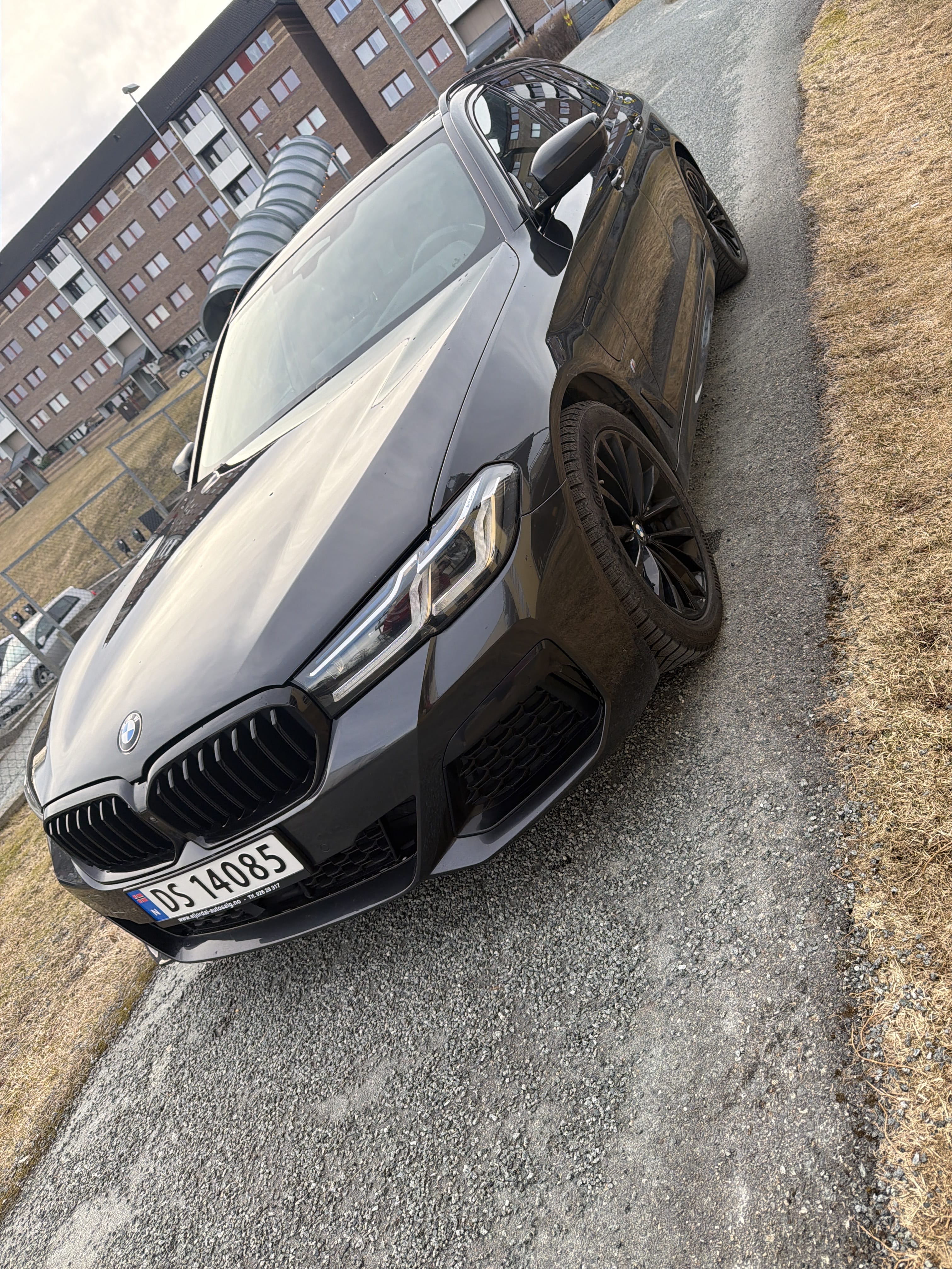 BMW 5-Serie 530e xDrive iPerformance Bensin/hybrid . Alt av ekstra utstyr med Firehjulstrekk