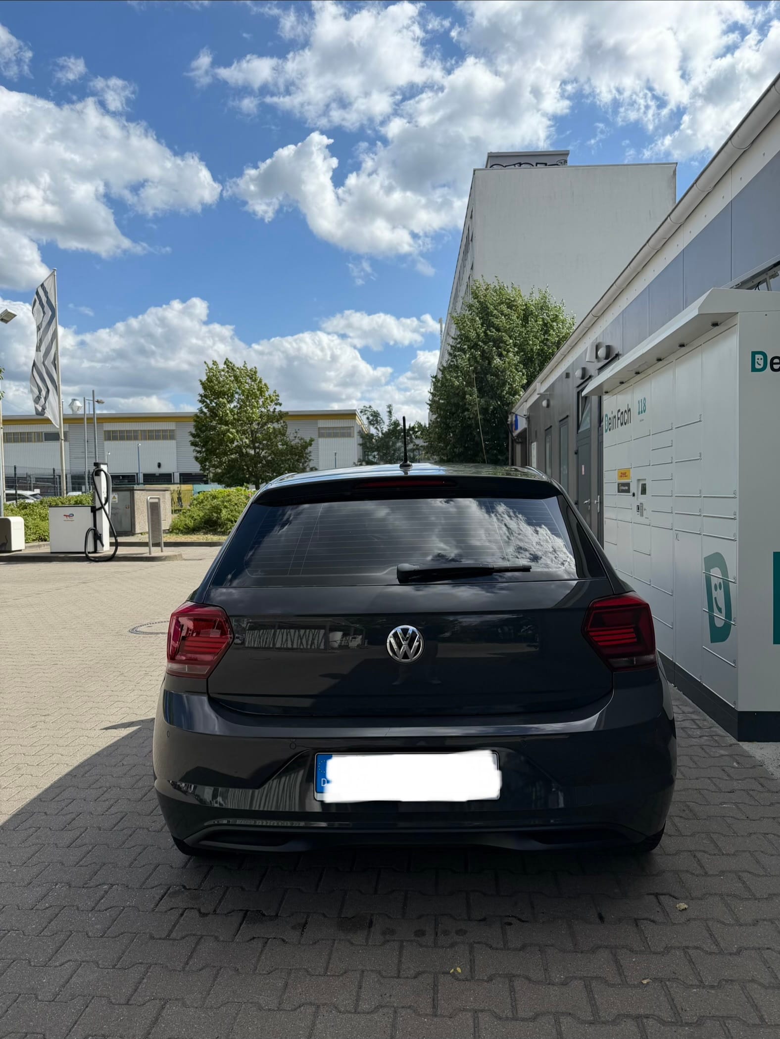 Volkswagen Polo mit Navigationsgerät