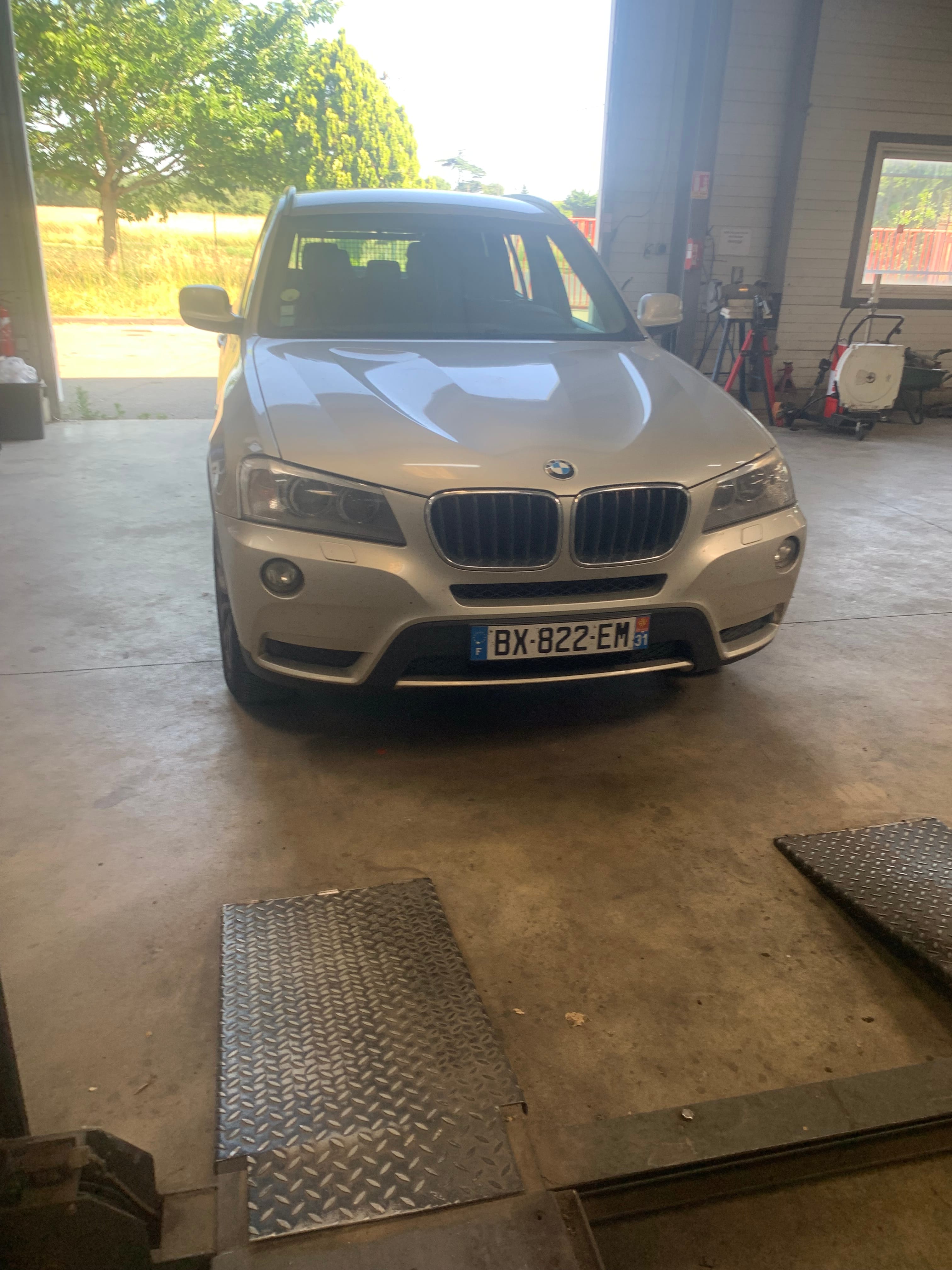 BMW X3 xDrive20d avec Quatre roues motrices