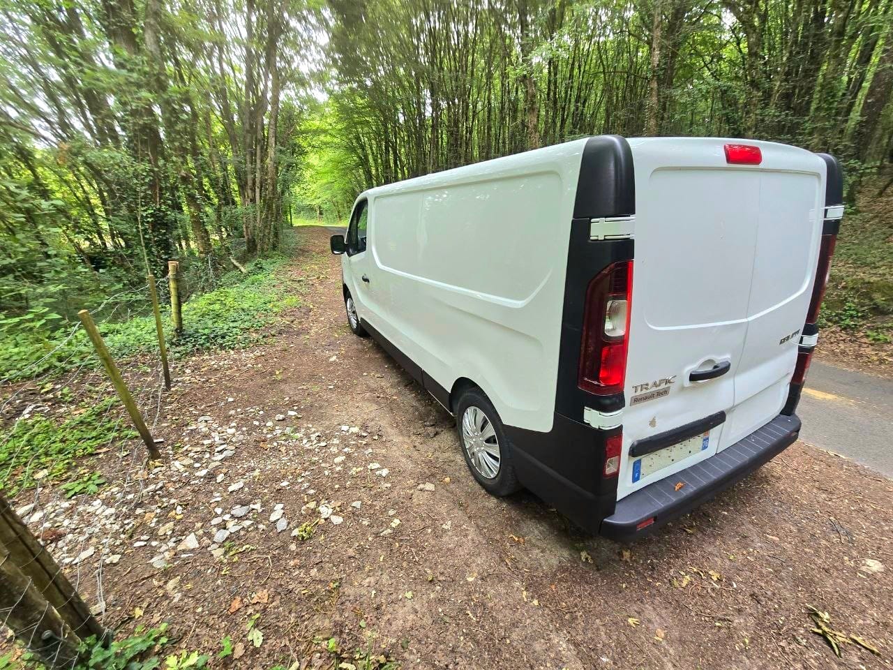 Renault Trafic Version Rallongée CLIM OK avec Autoradio