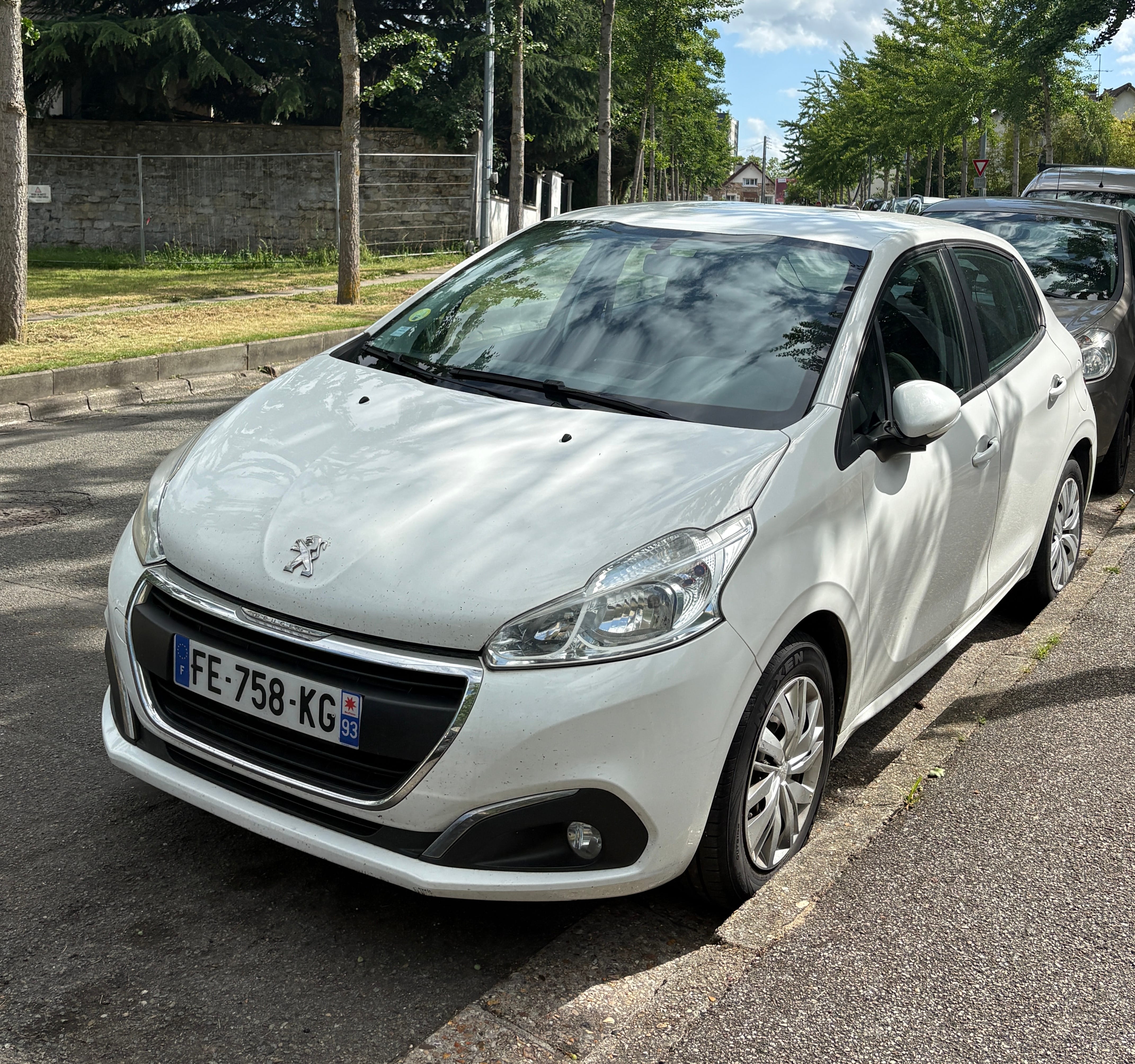 Peugeot 208, 2019, Diesel