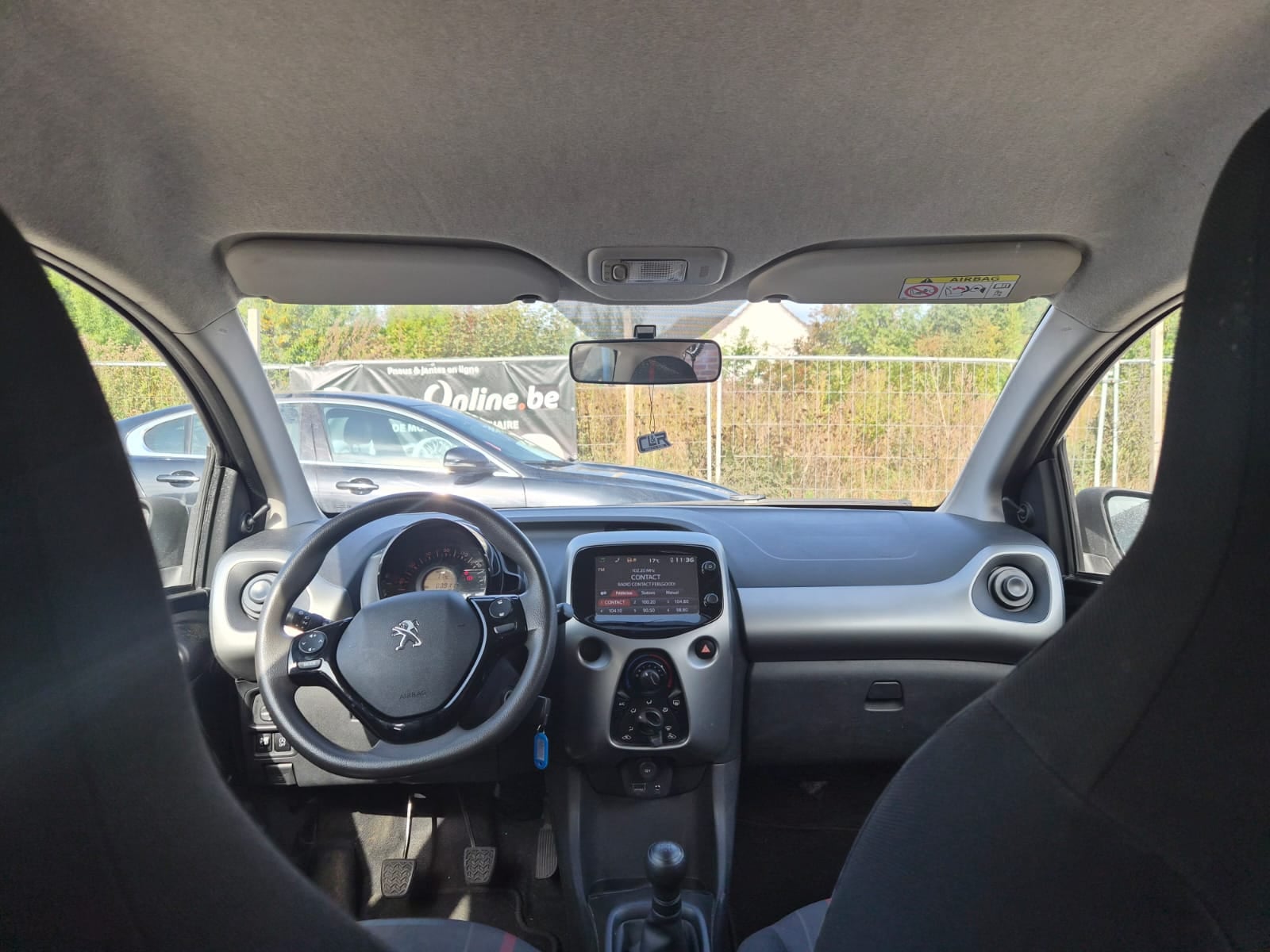 Peugeot 108 met Autostoel baby