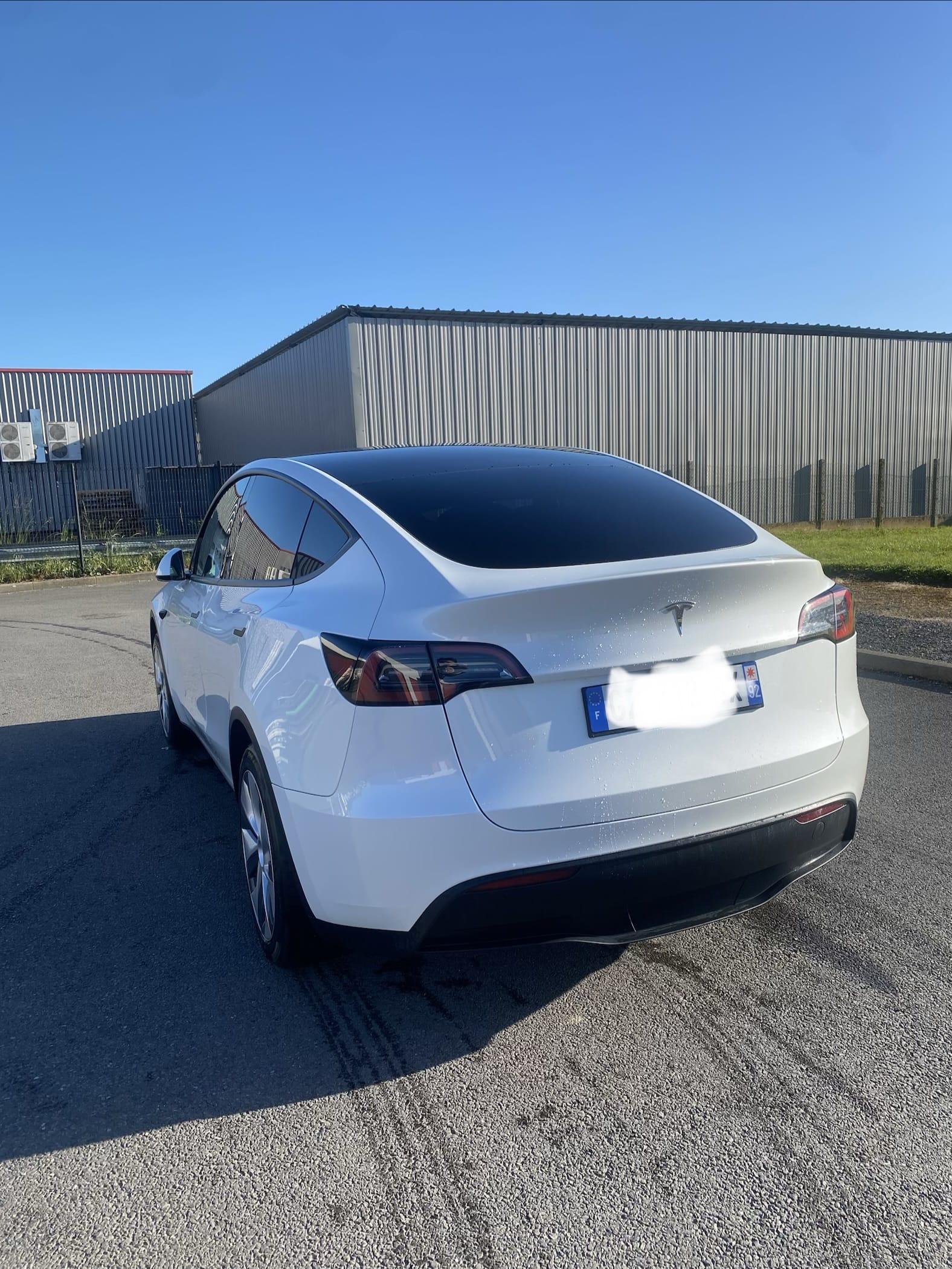 Tesla Model Y avec Climatisation