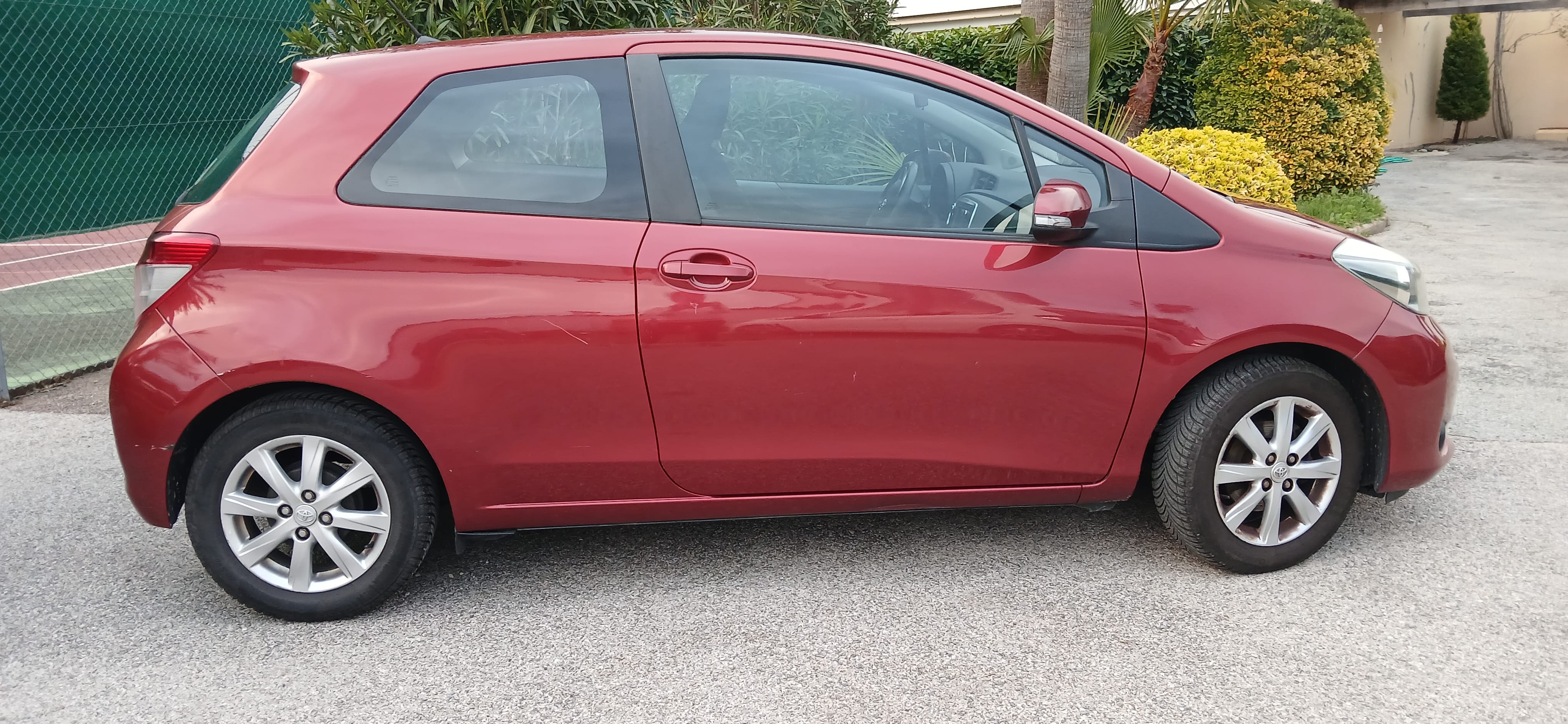 Toyota Yaris 3-Door L avec Climatisation