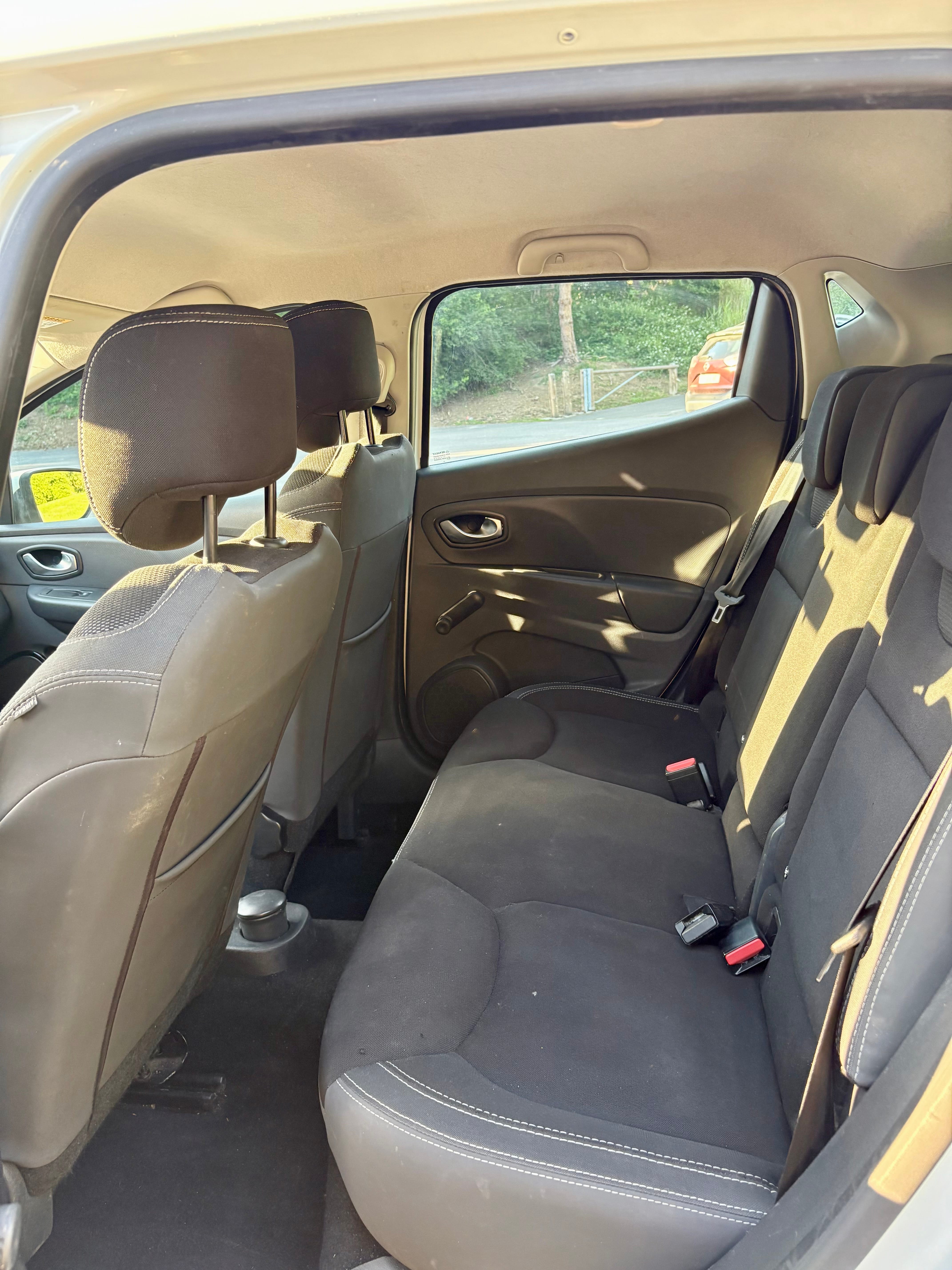 Renault Clio 2017 avec Autoradio