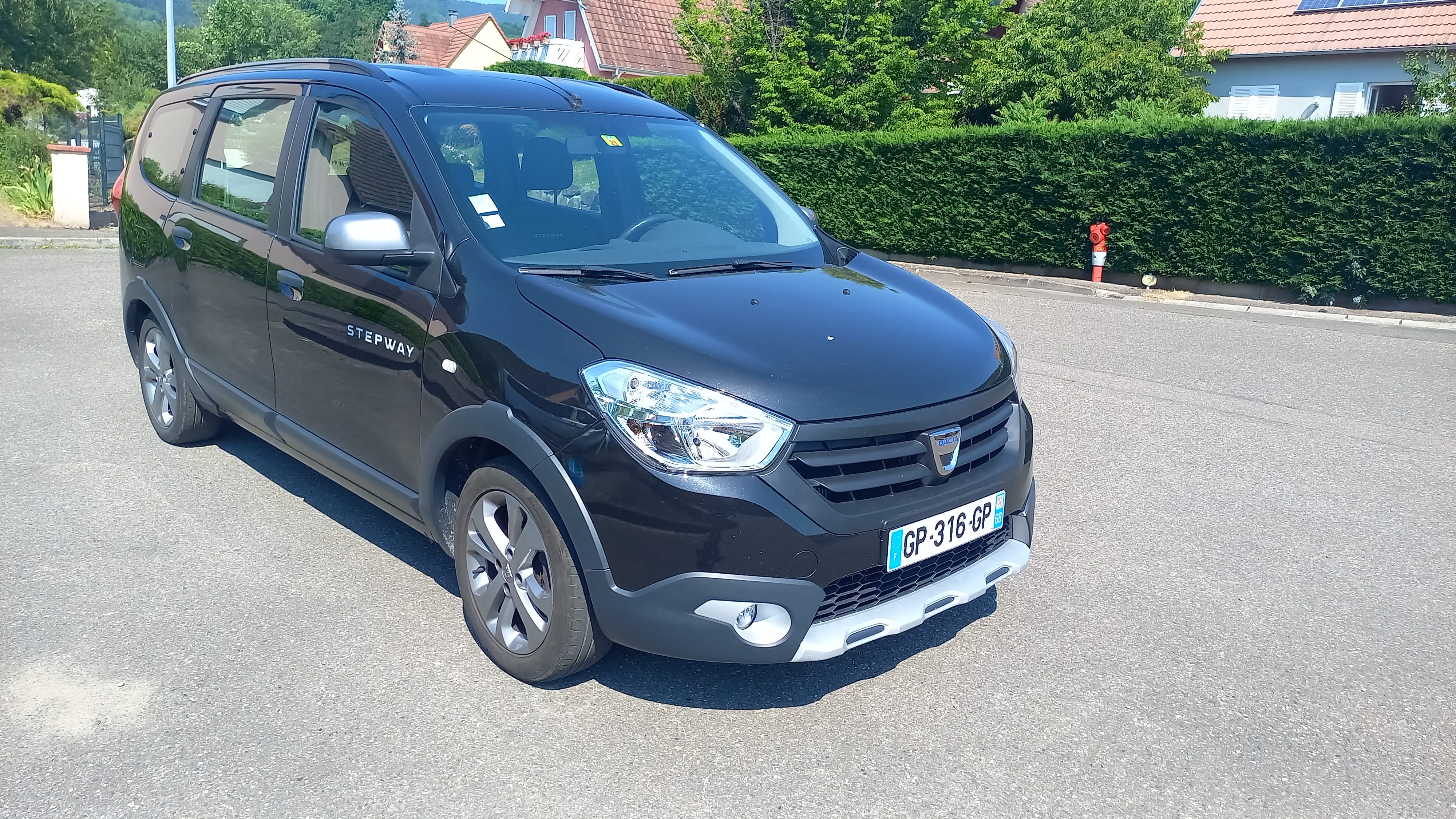 Dacia Lodgy avec GPS