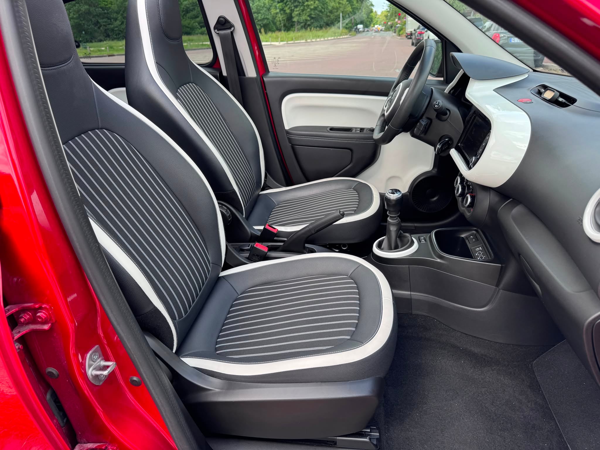 Renault Twingo III avec Régulateur de vitesse