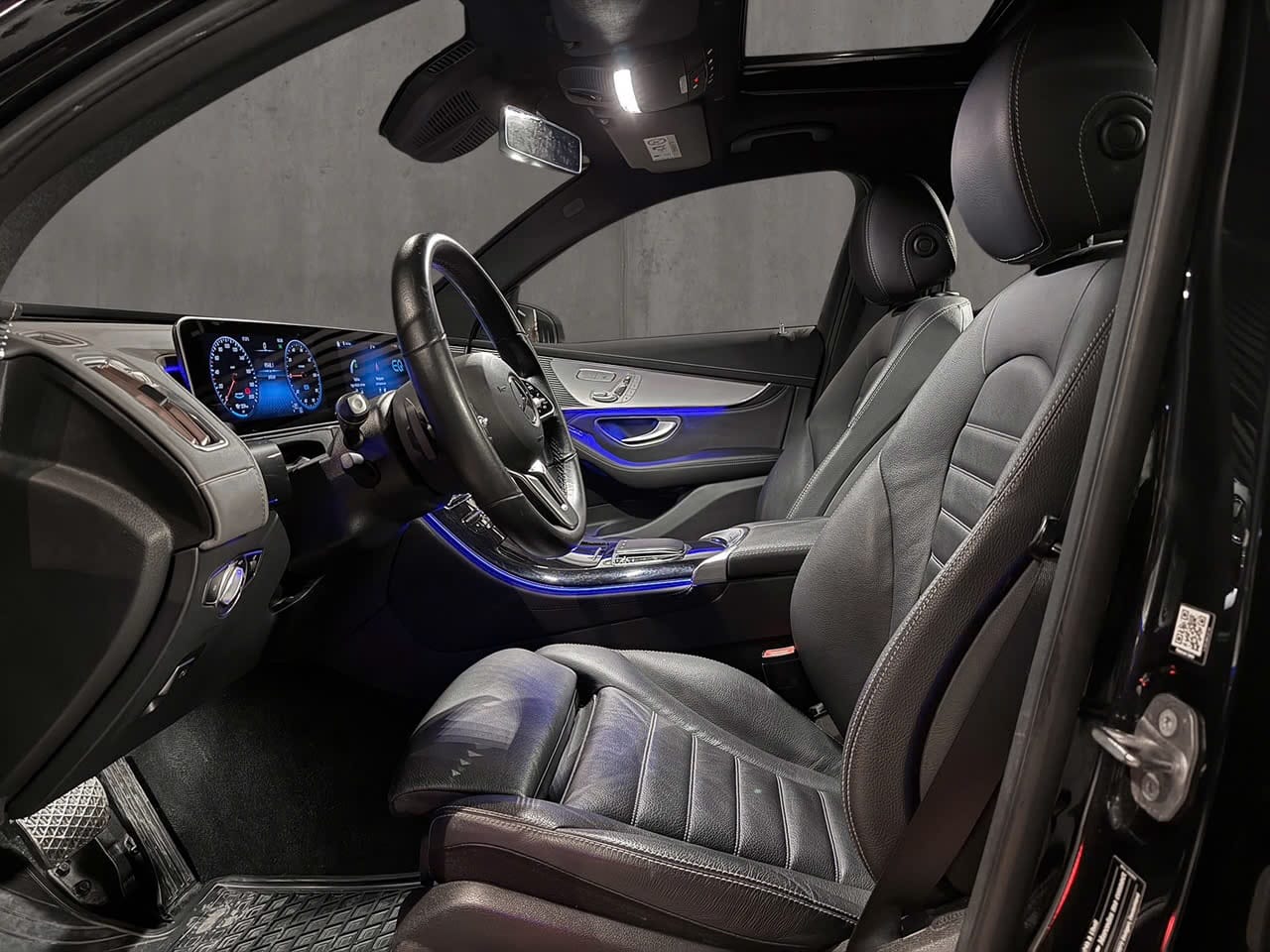 Mercedes-Benz EQC 400 4Matic Premium Plus mit 4-Rad-Antrieb