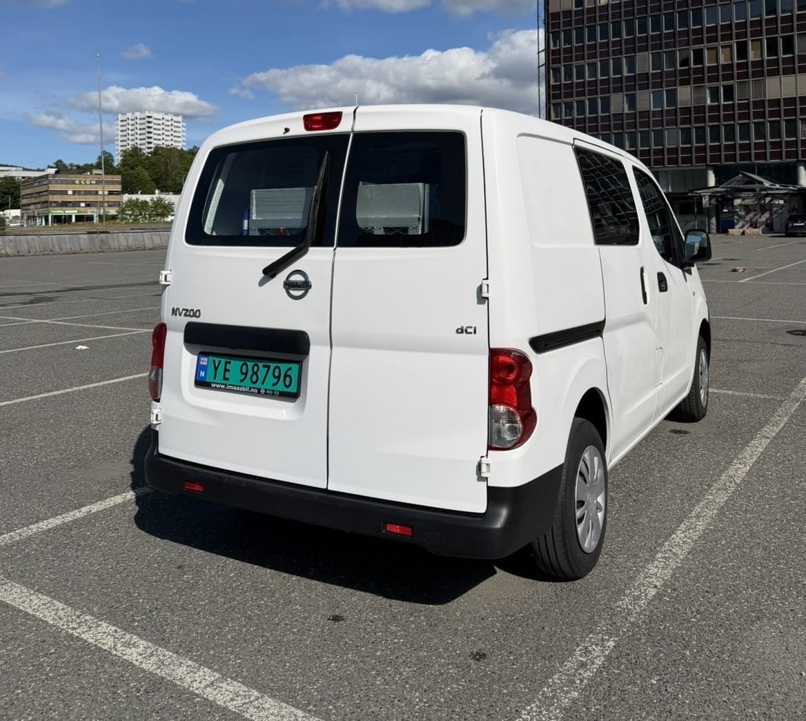 Nissan NV200 med Ryggekamera