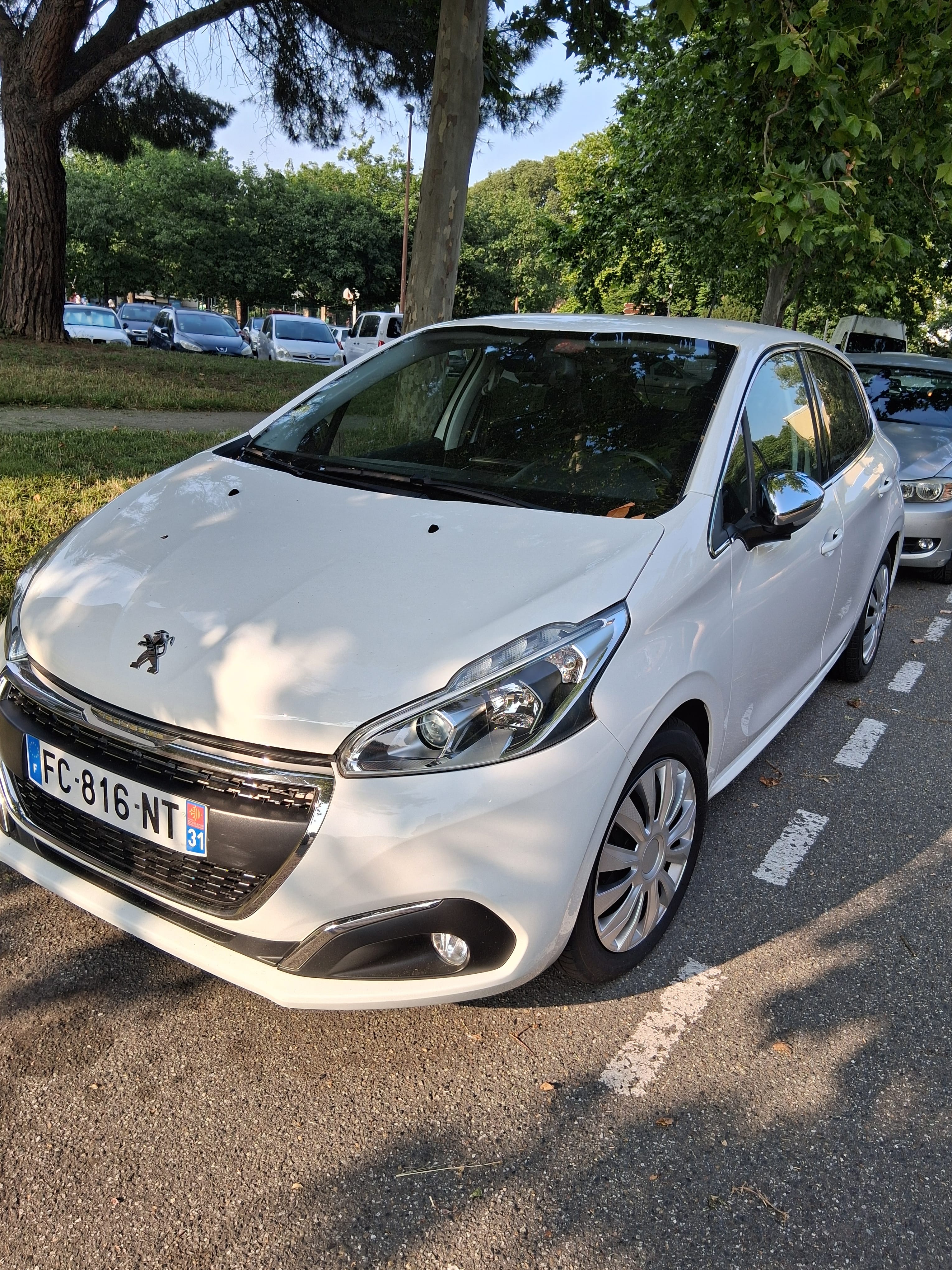Peugeot 208, 2018, Diesel