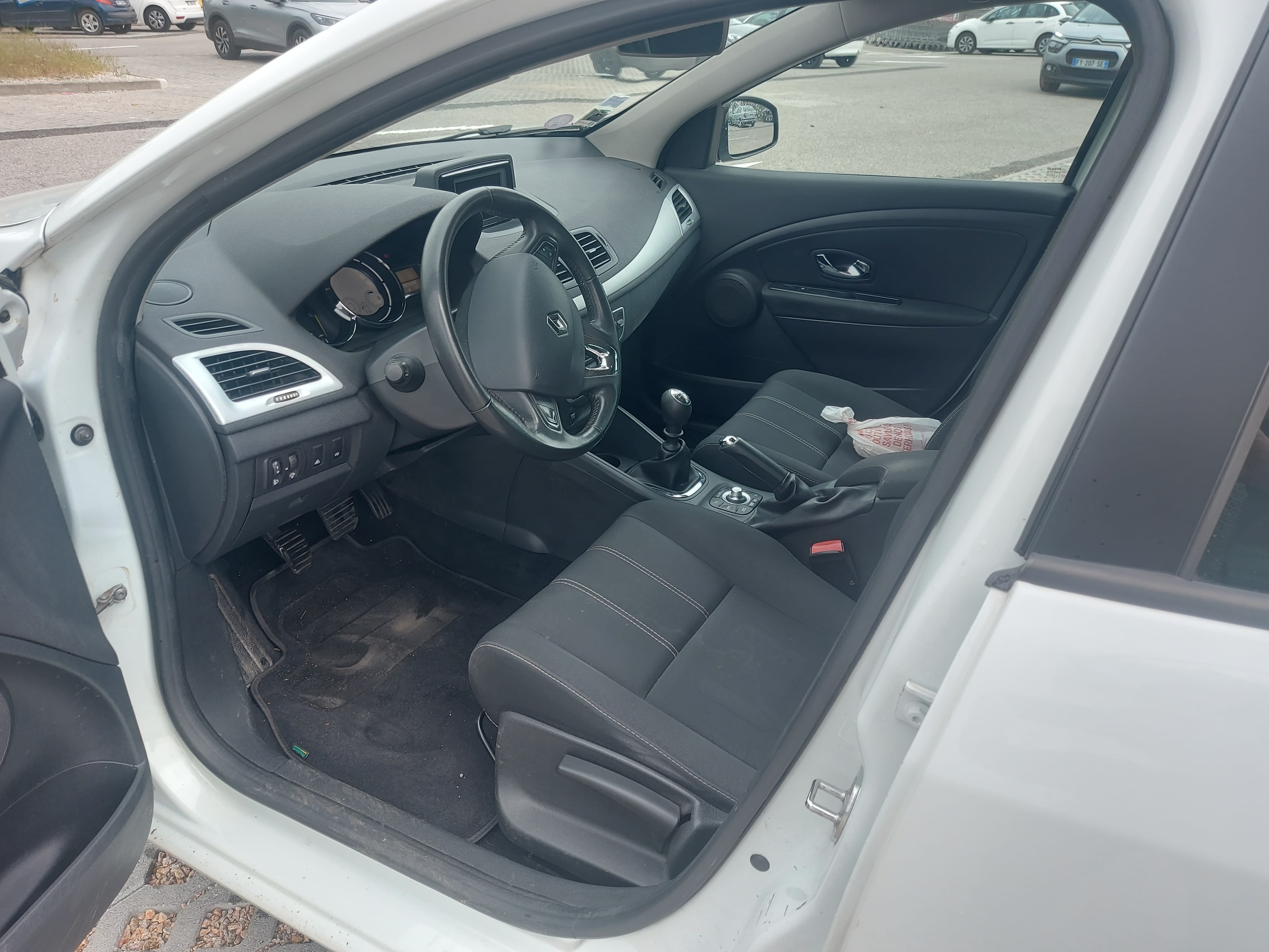 Renault Mégane avec Siège bébé