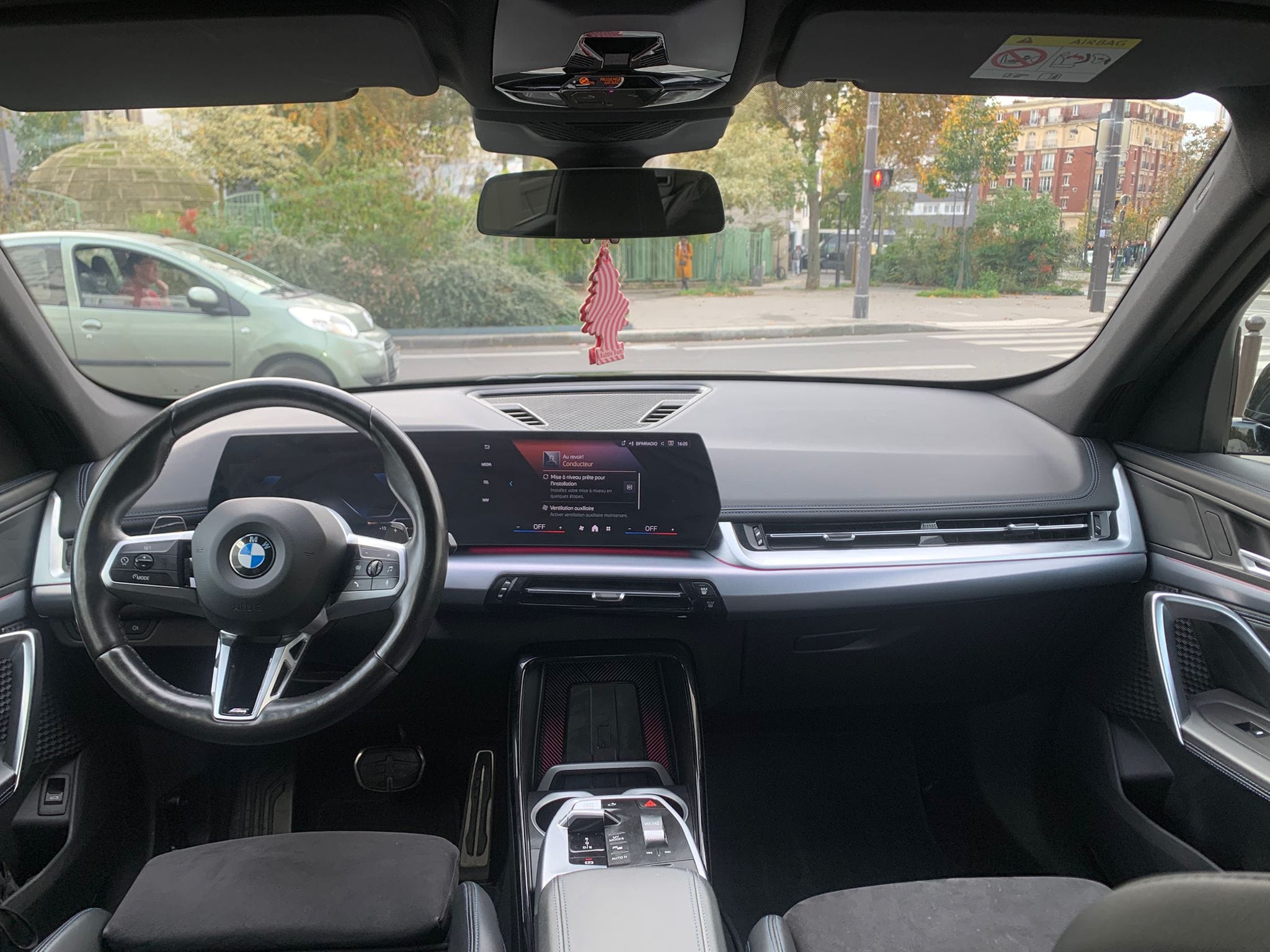 BMW X1 sDrive18i avec Régulateur de vitesse