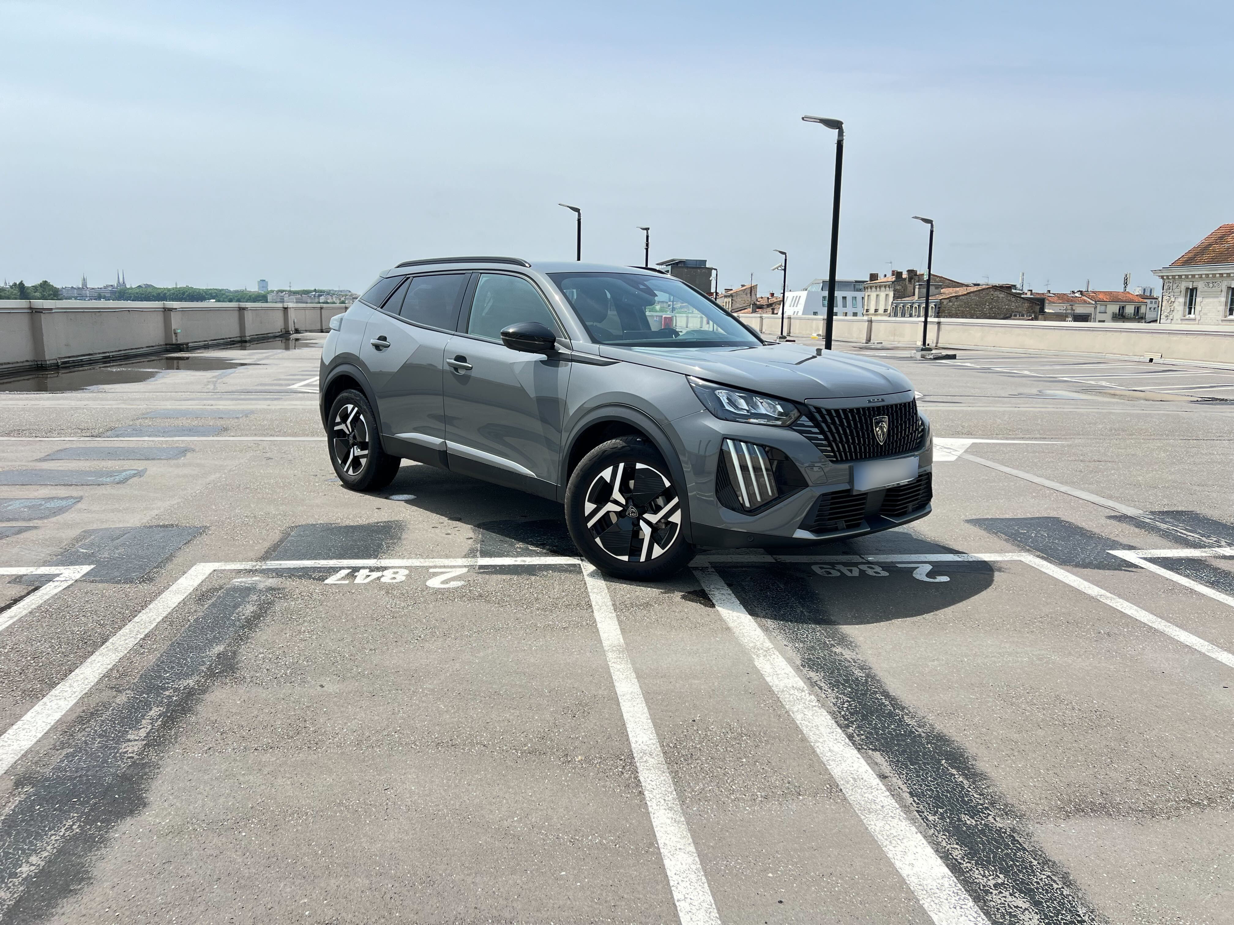 Peugeot 2008 avec Entrée audio / iPod