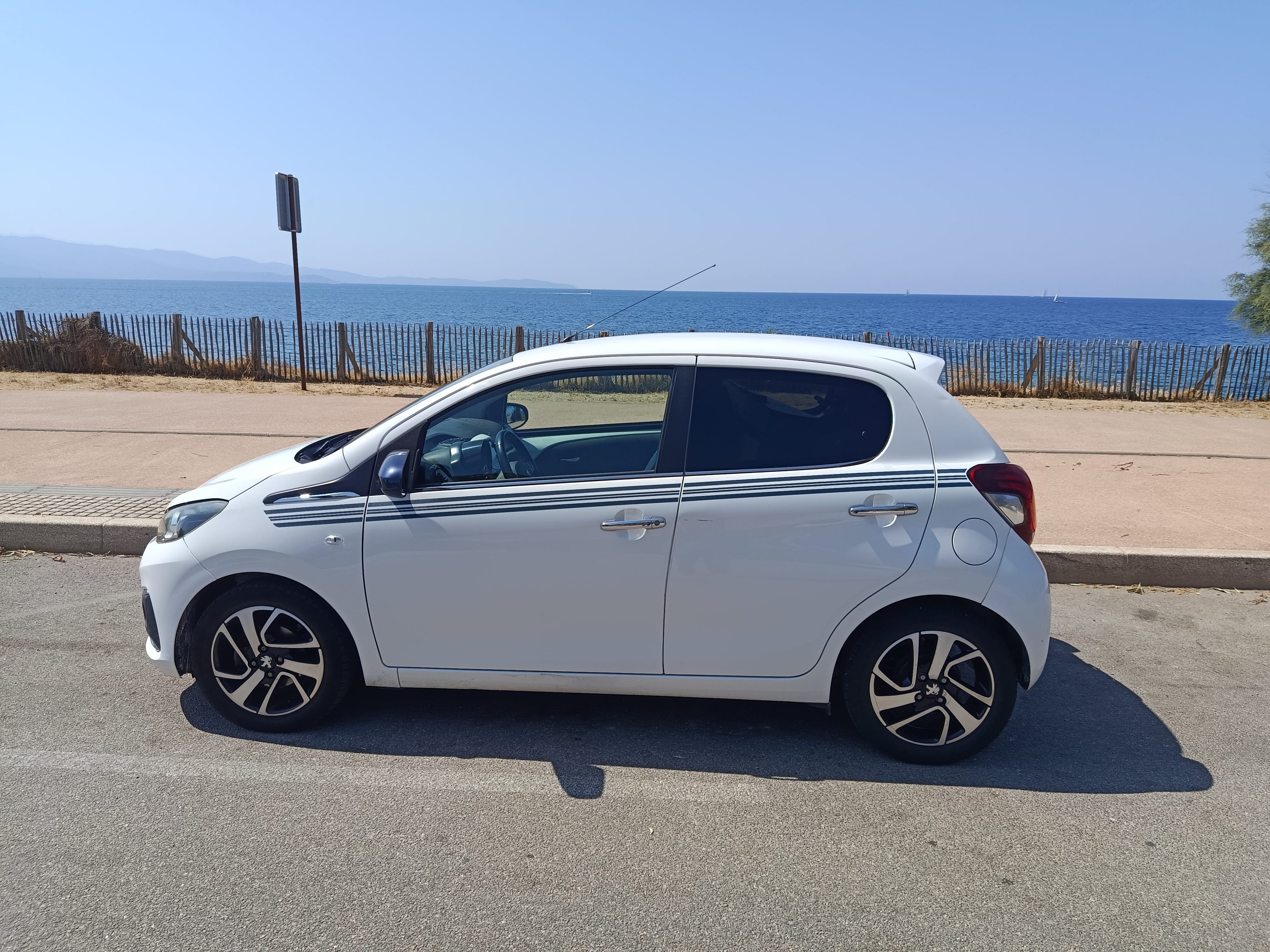Peugeot 108 avec Climatisation