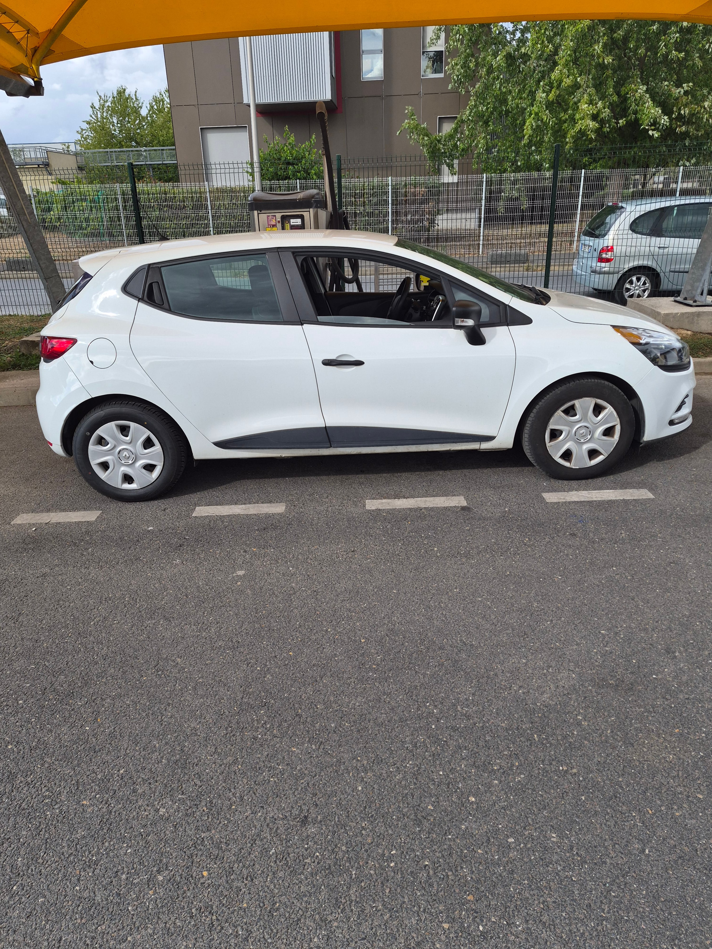 Renault Clio 1.5 DCI avec Climatisation