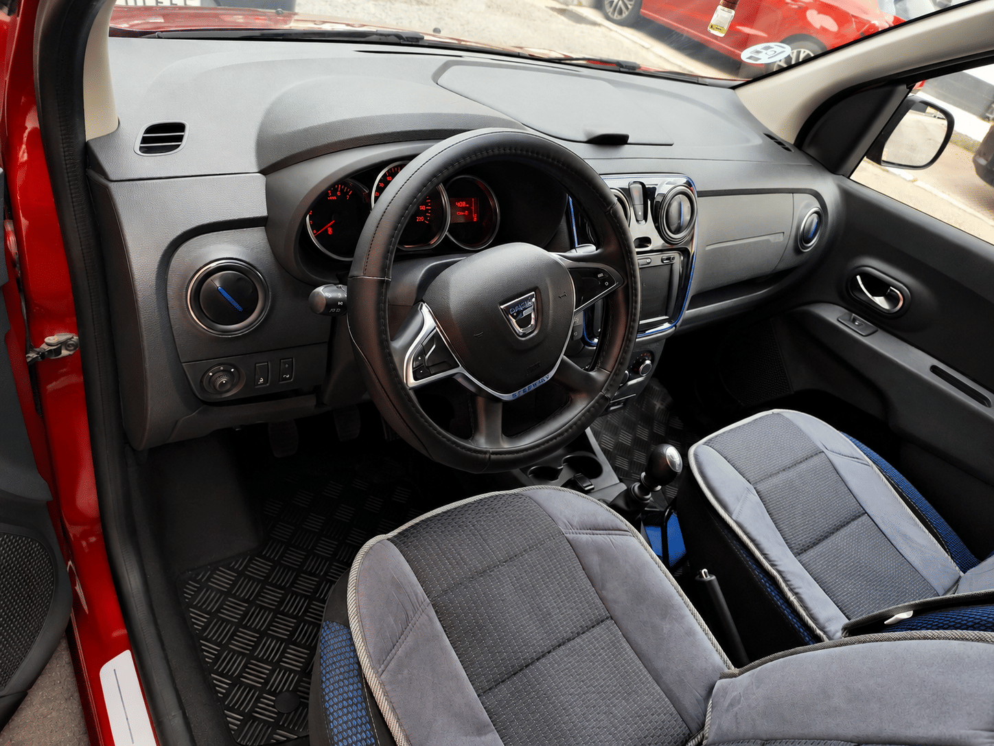 Dacia Lodgy med Ryggekamera