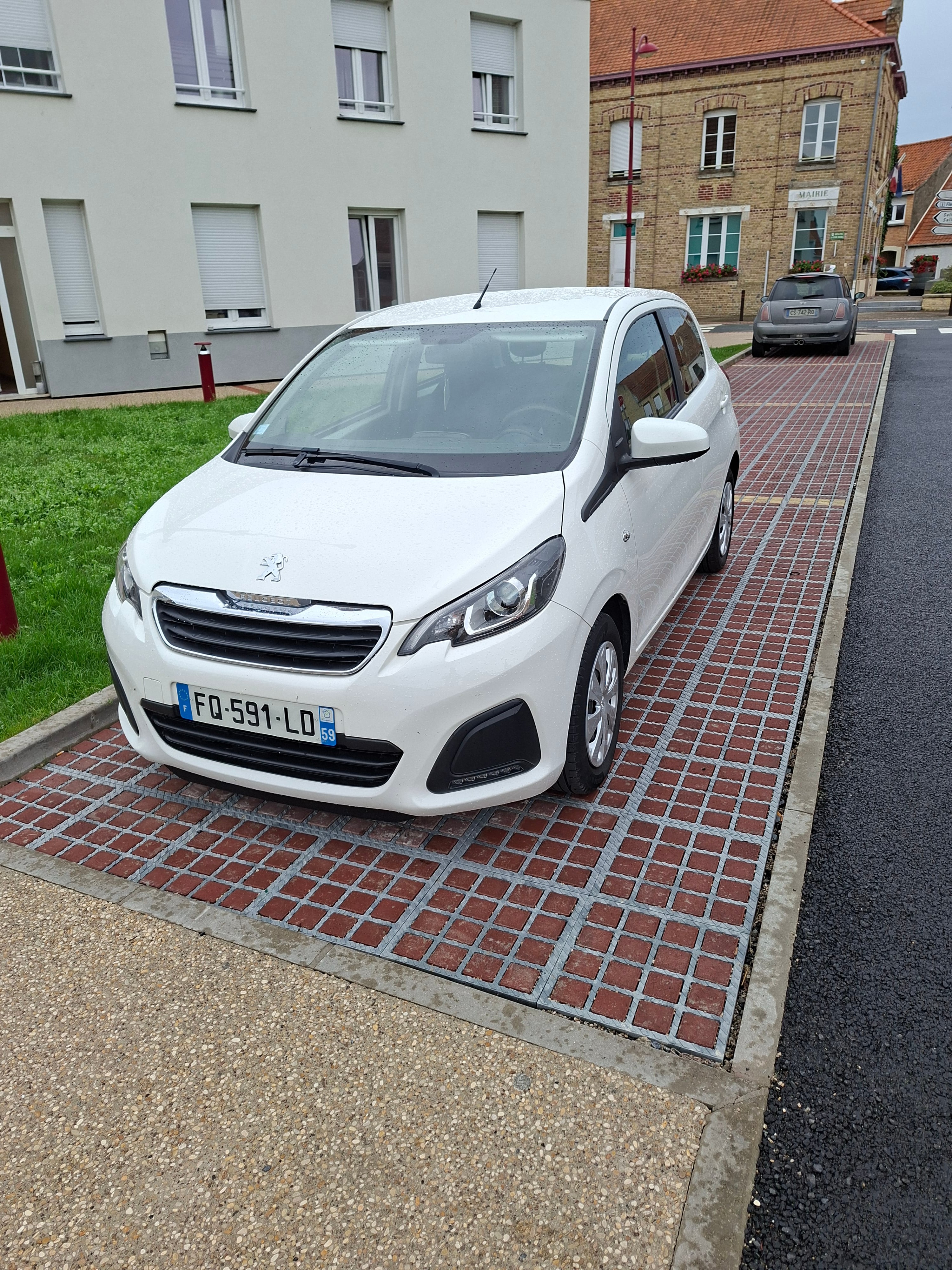 Peugeot 108, 2020, Essence 98