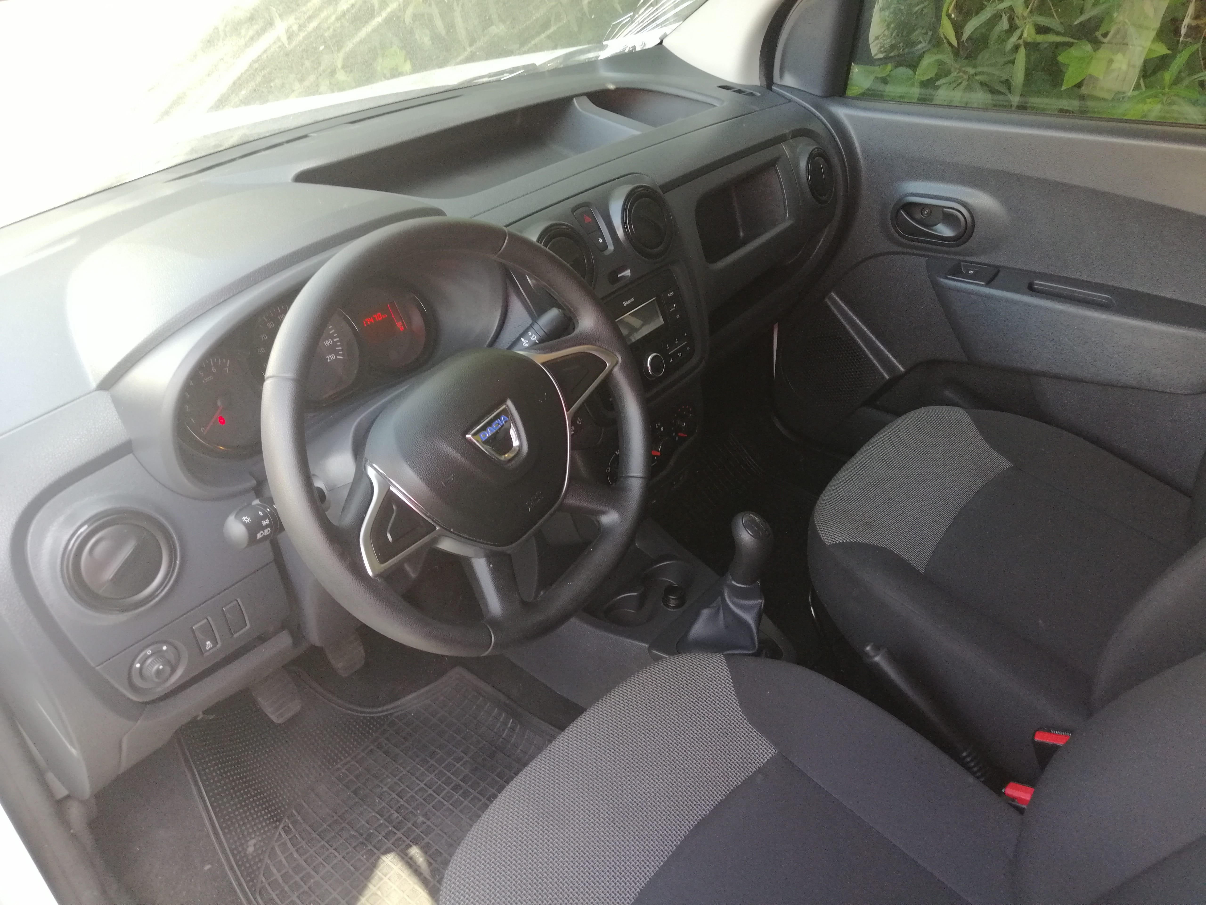 Dacia Dokker 1.5 con Entrada de Audio/iPod