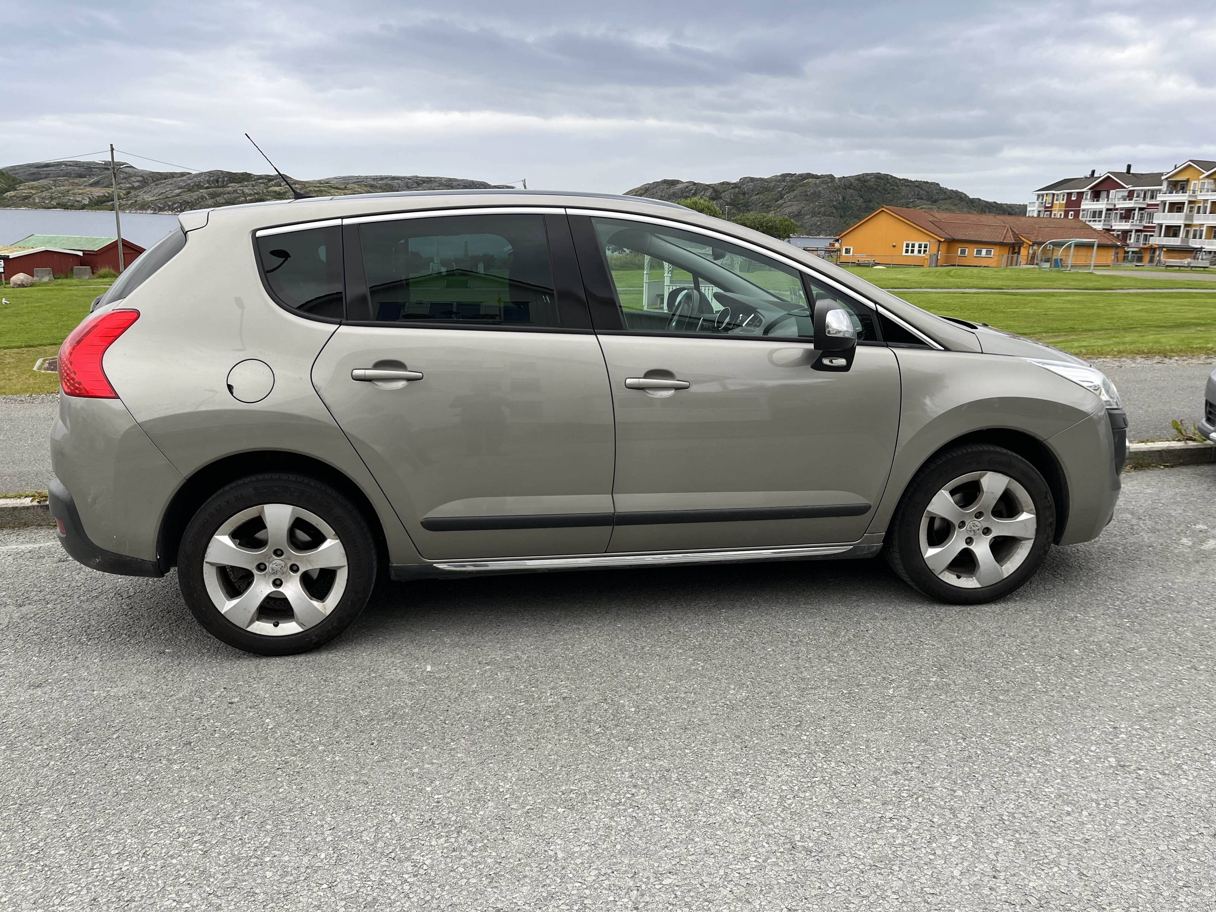 Peugeot 3008 with Air conditioning