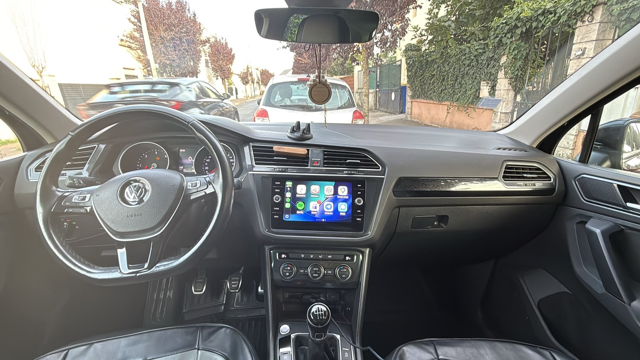 Volkswagen Tiguan avec GPS