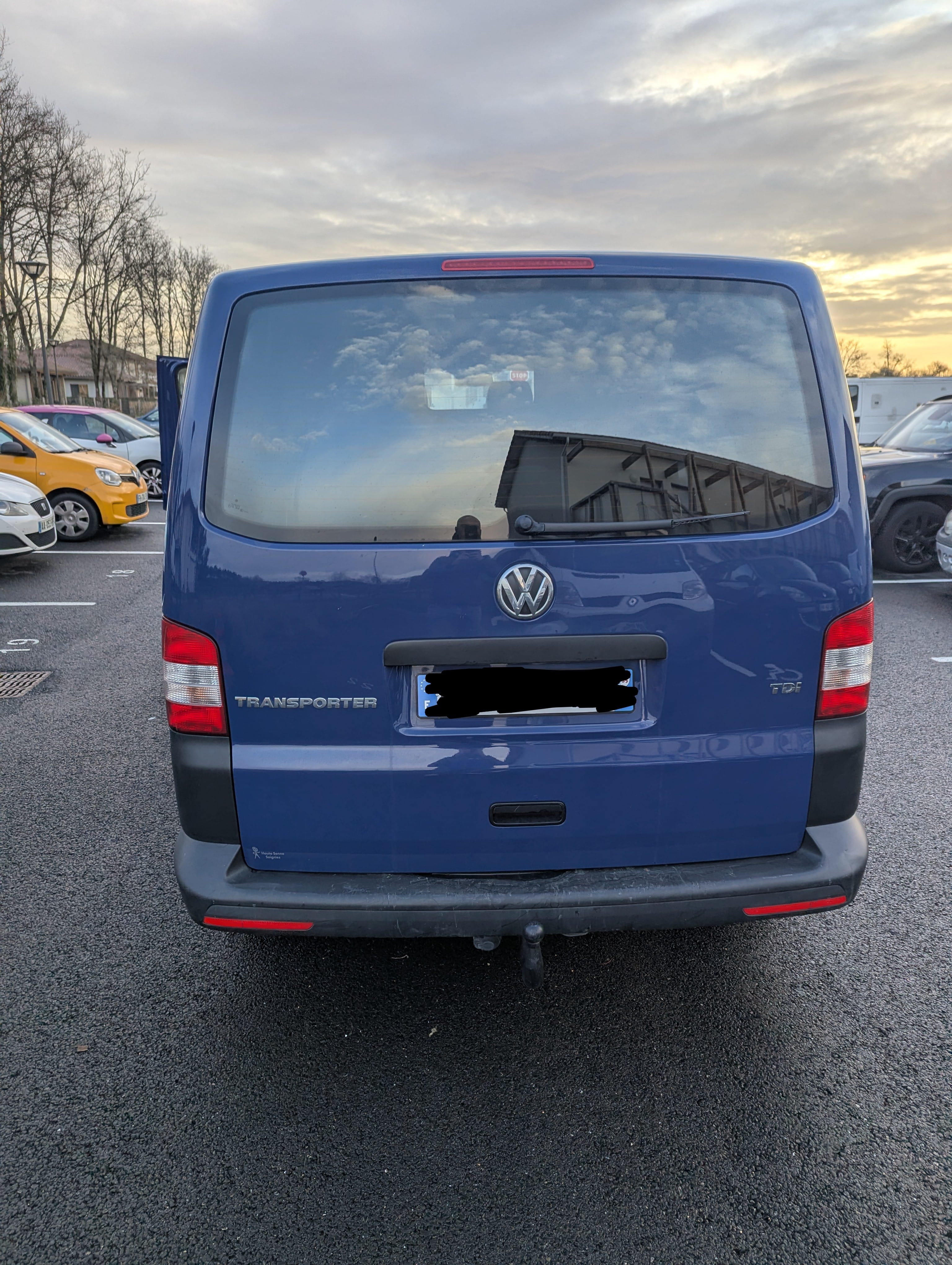 Volkswagen Transporter avec Autoradio