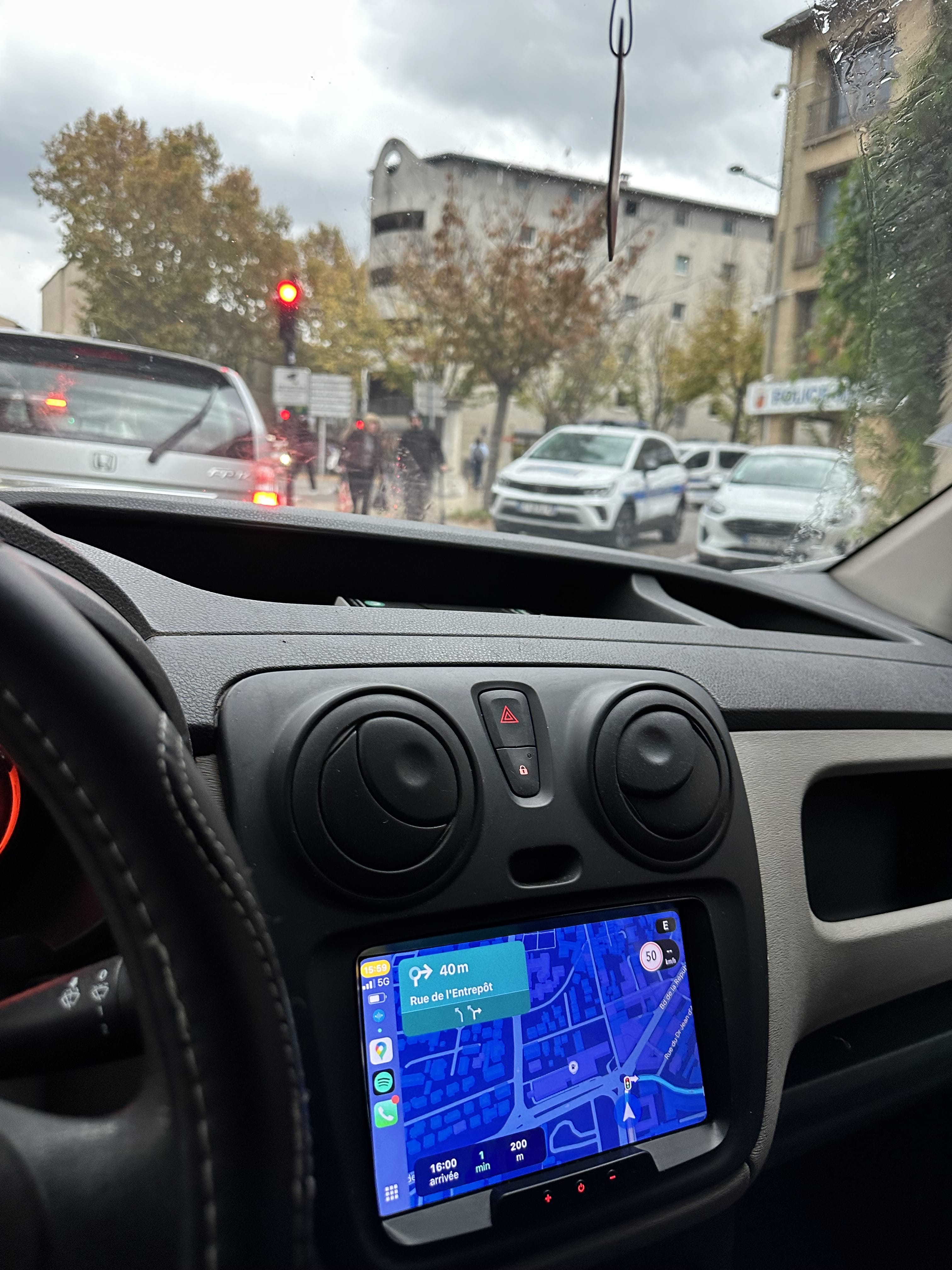 Dacia Dokker with Bluetooth audio