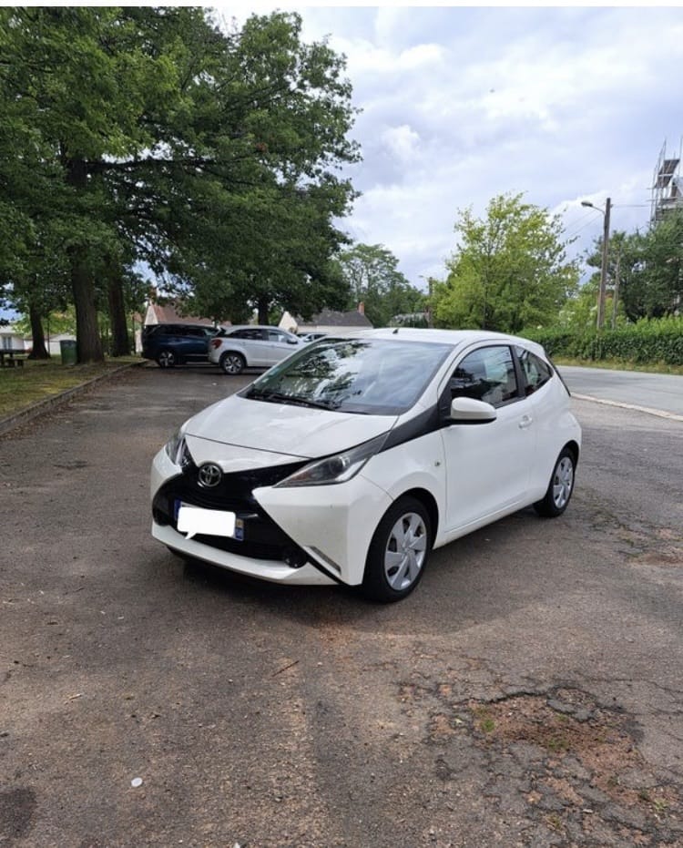 Toyota Aygo X, 2015, Essence 95