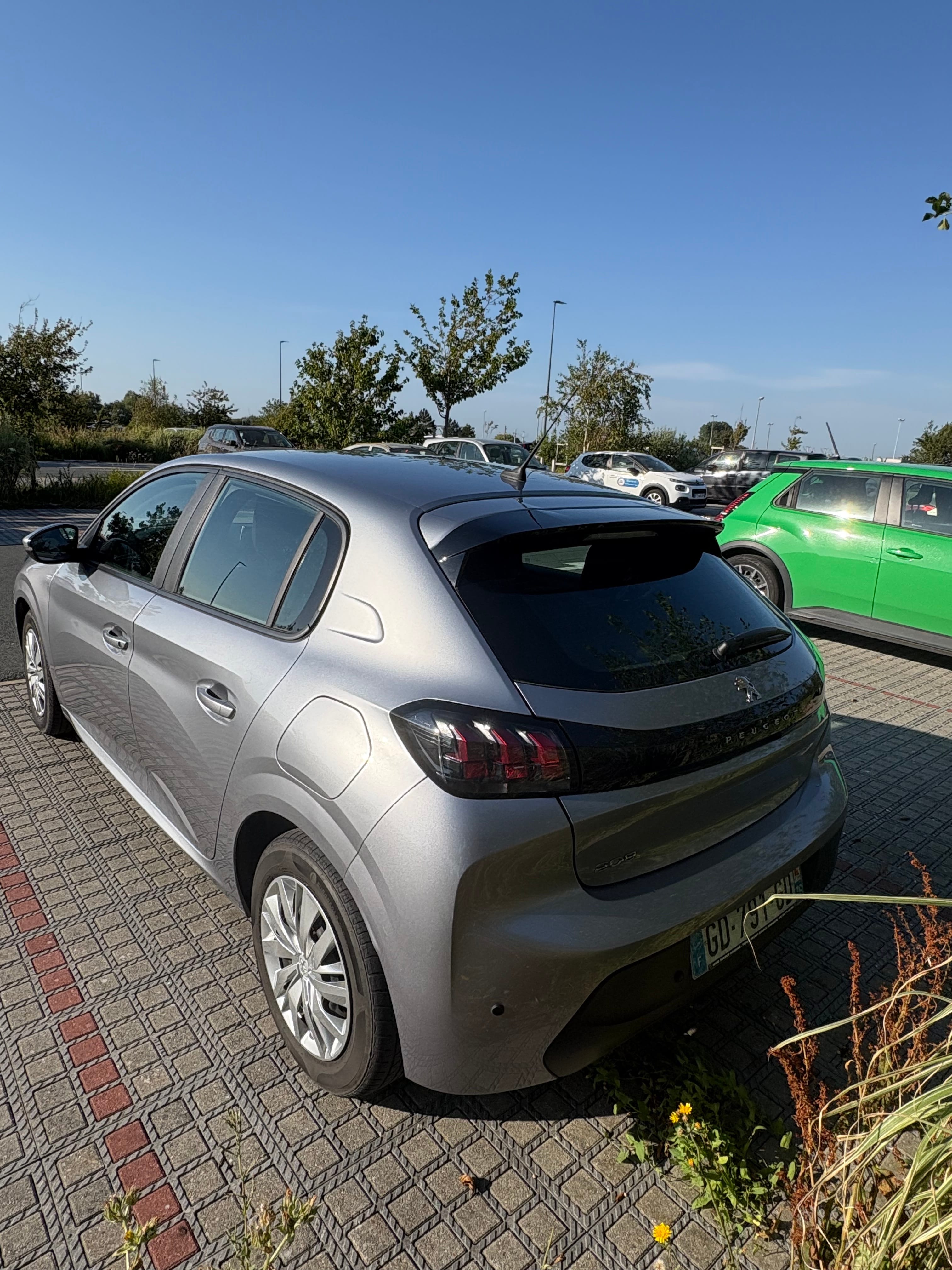 Peugeot 208 avec Régulateur de vitesse