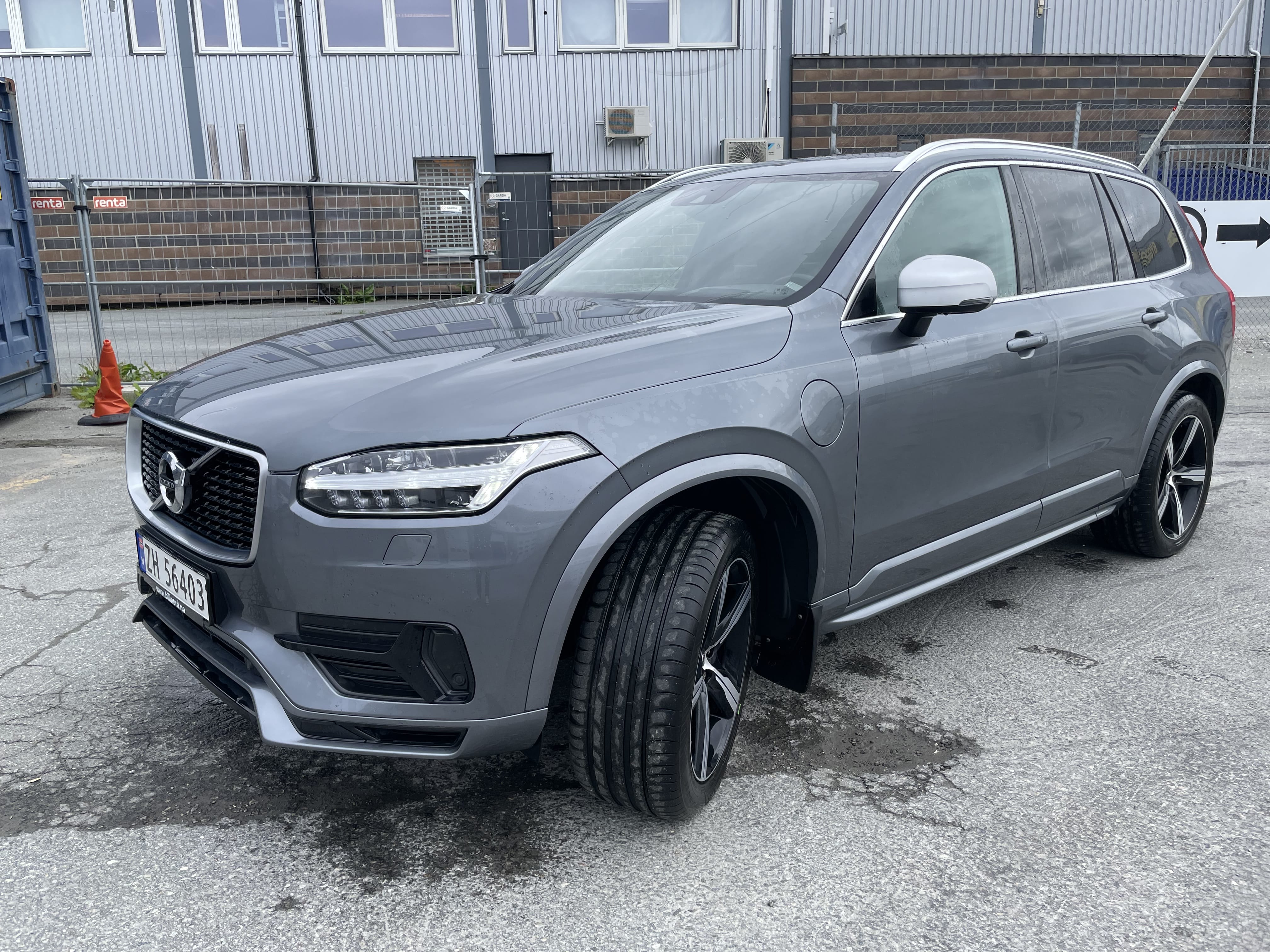 Volvo XC90 T8 R-design, 2019, Blyfri 95 / Elektrisch (hybride), automatisch, 7 zitplaatsen