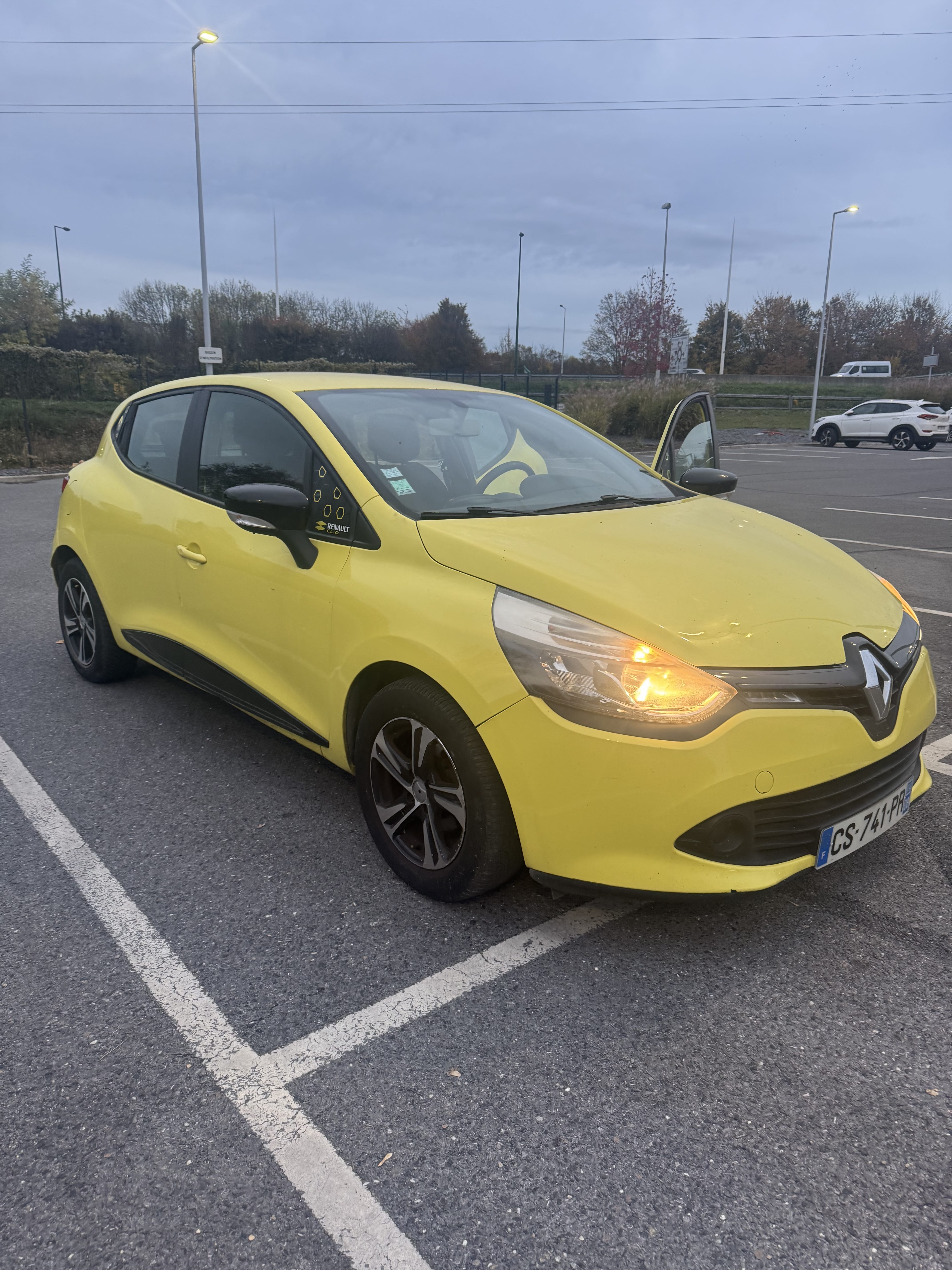 Renault Clio, 2013, Essence 98