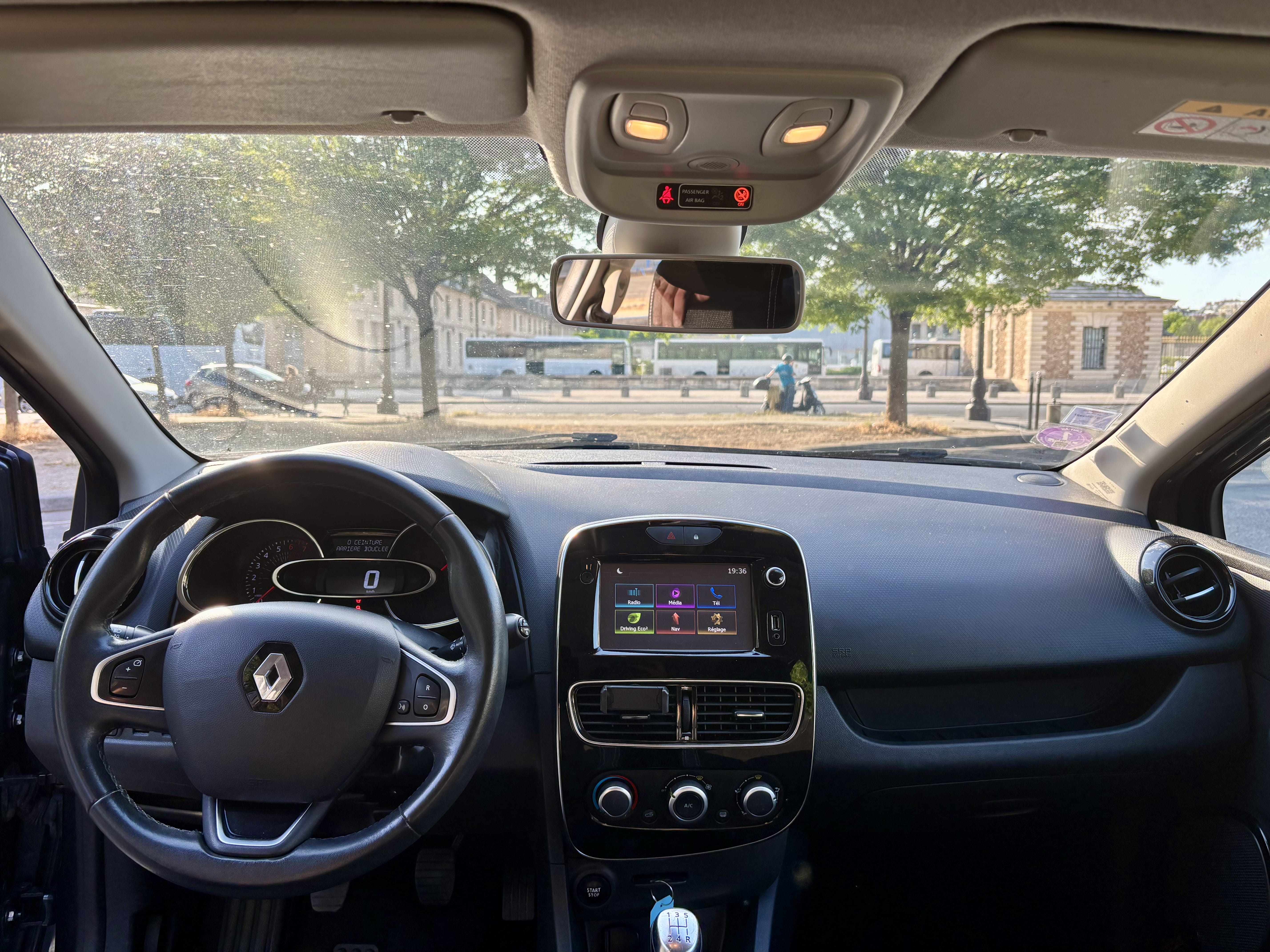 Renault Clio avec Régulateur de vitesse