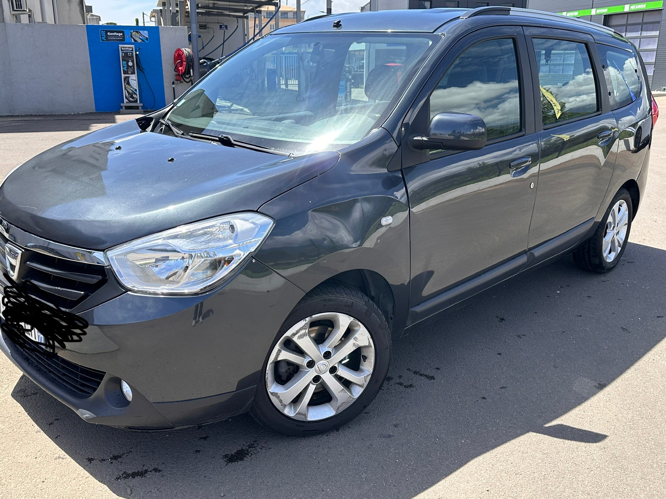 Dacia Lodgy, 2015, Essence 95, 7 places