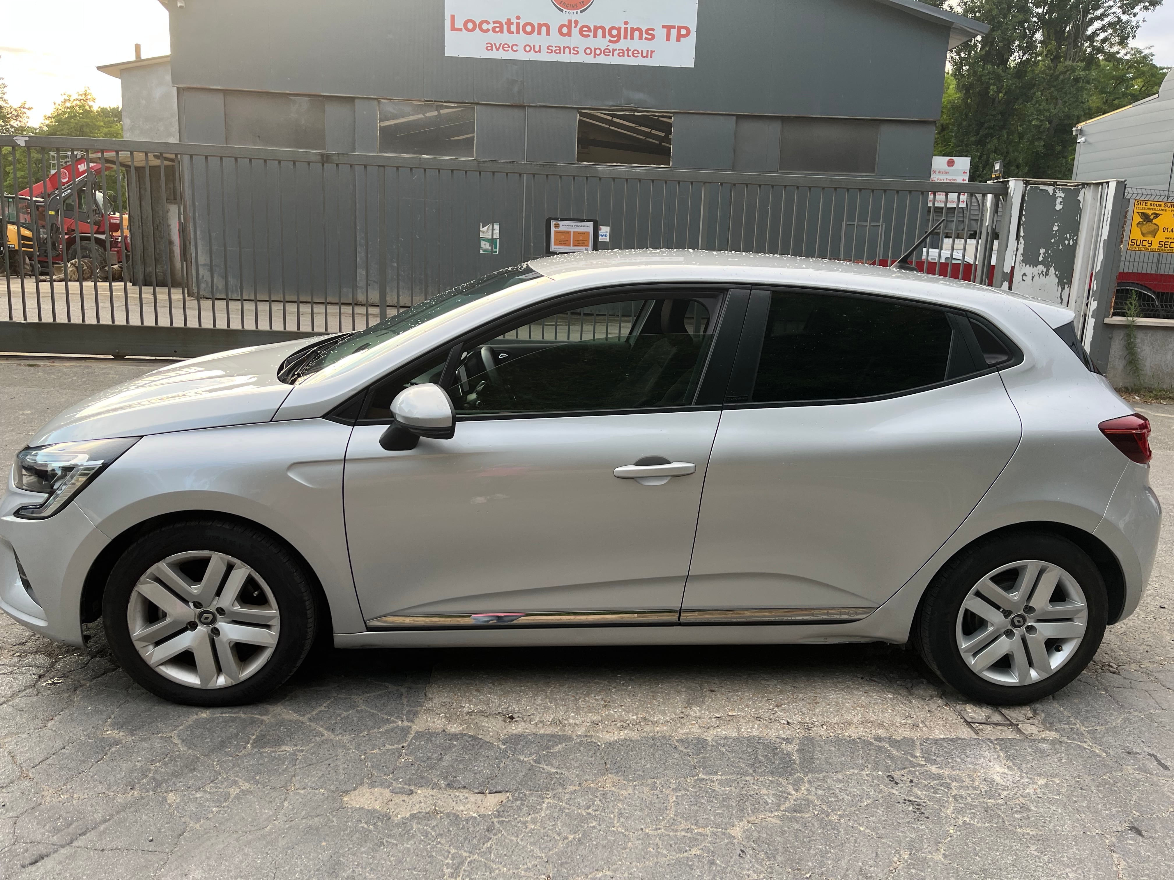 Renault Clio E-tech avec Climatisation