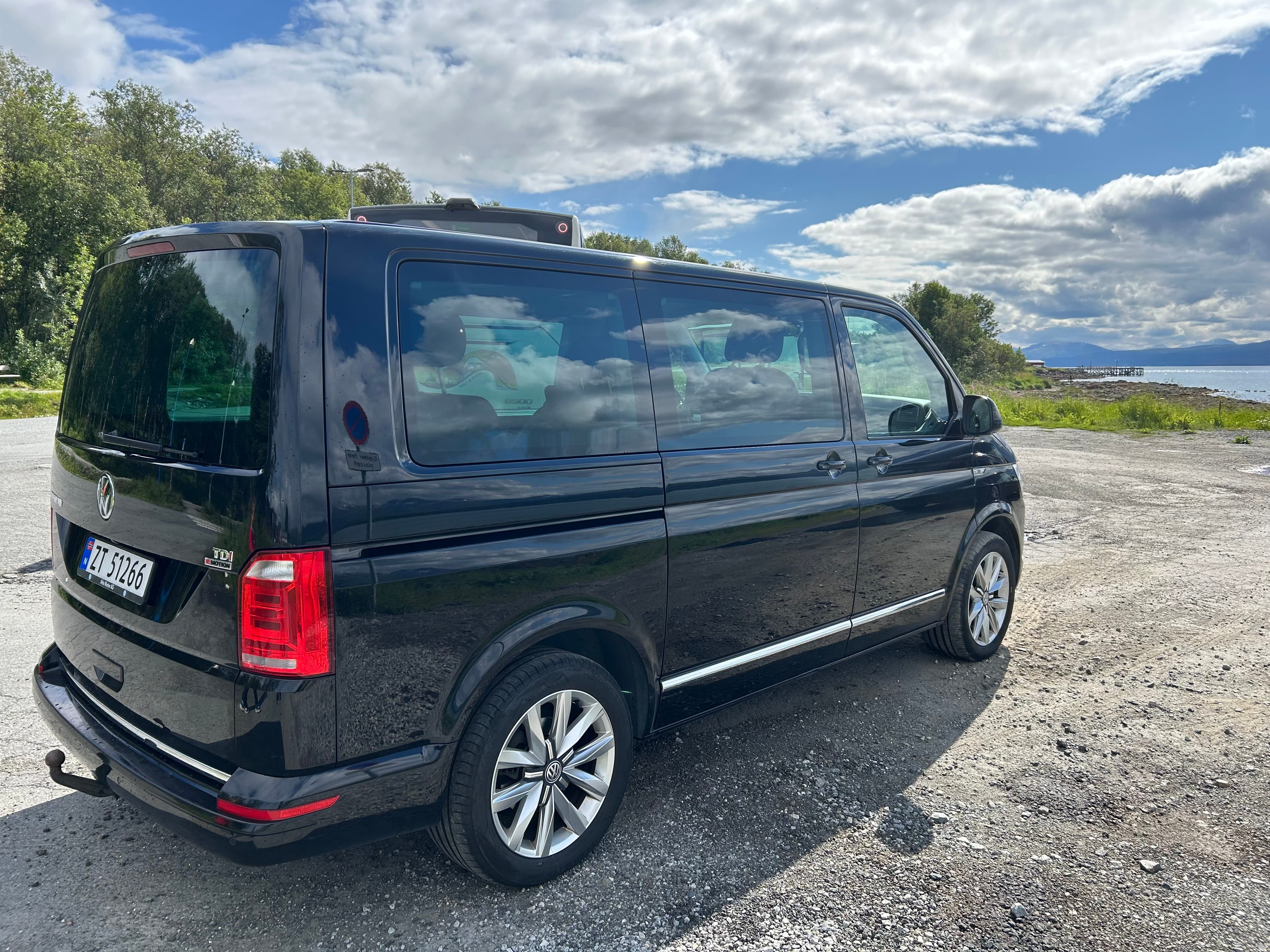 Volkswagen Multivan mit Klimaanlage
