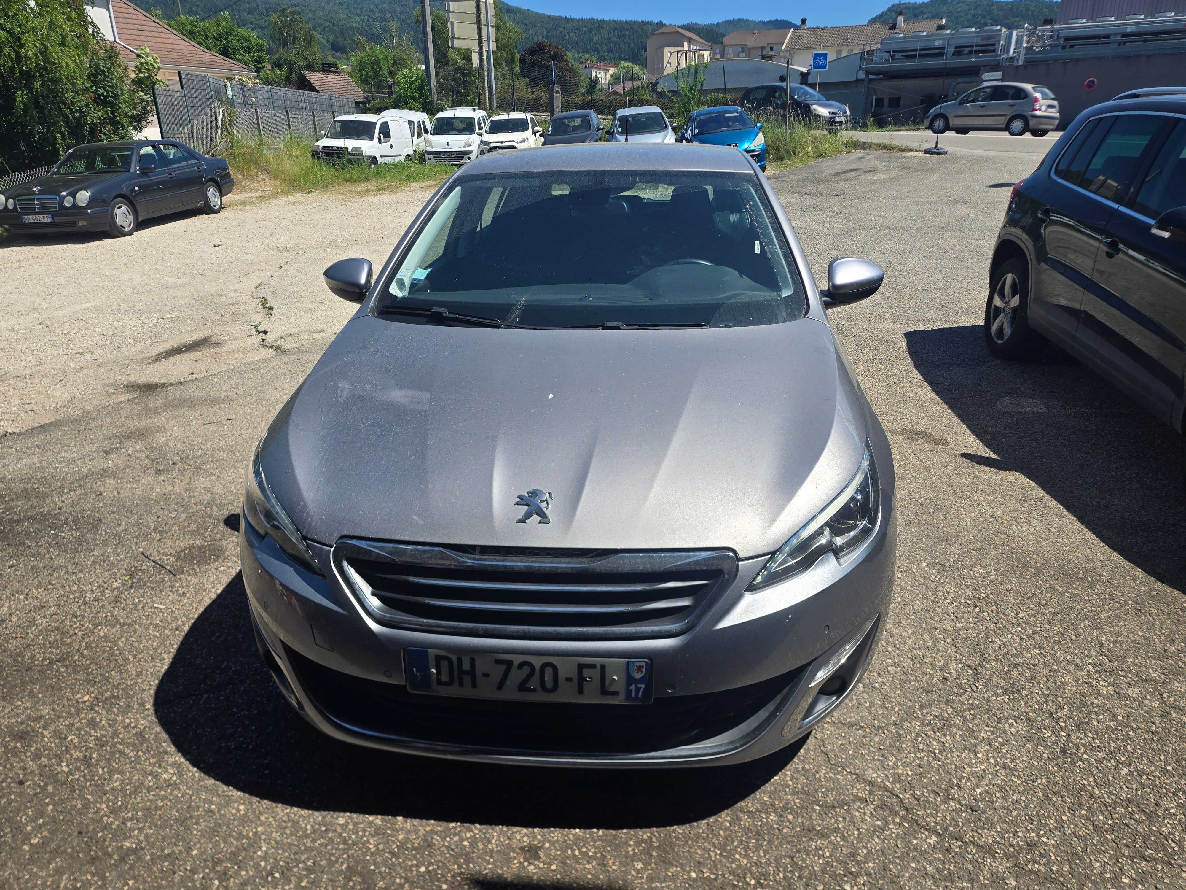 Peugeot 308 avec GPS