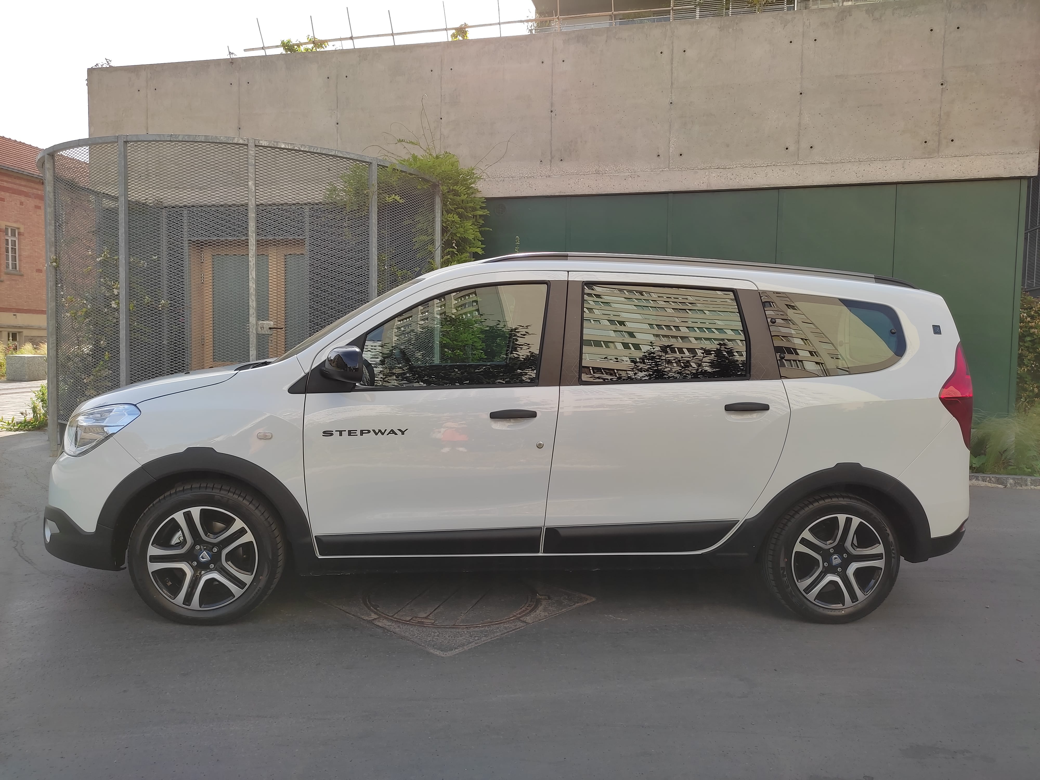 Dacia Lodgy avec Climatisation