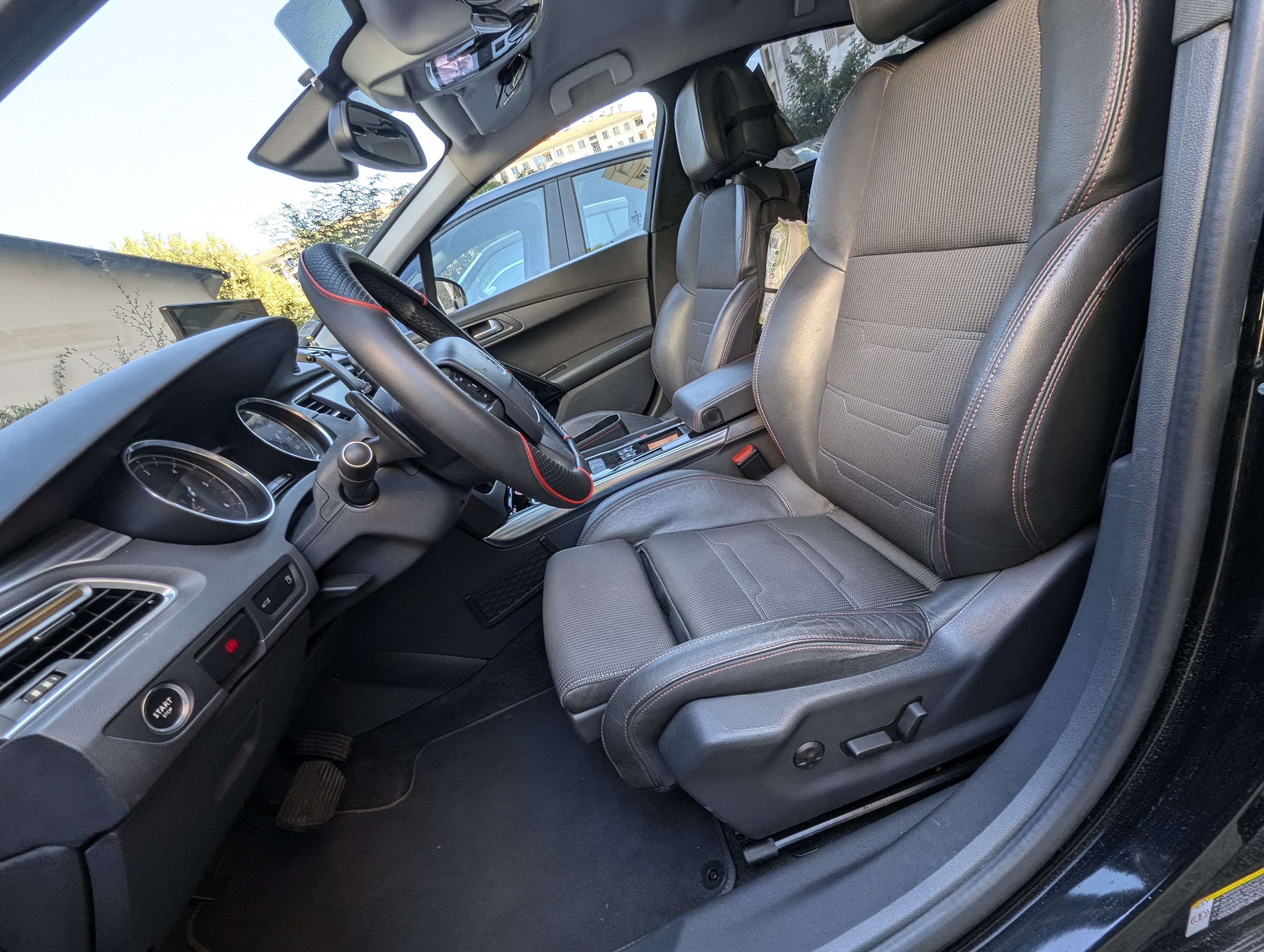 Peugeot 508 avec Siège bébé