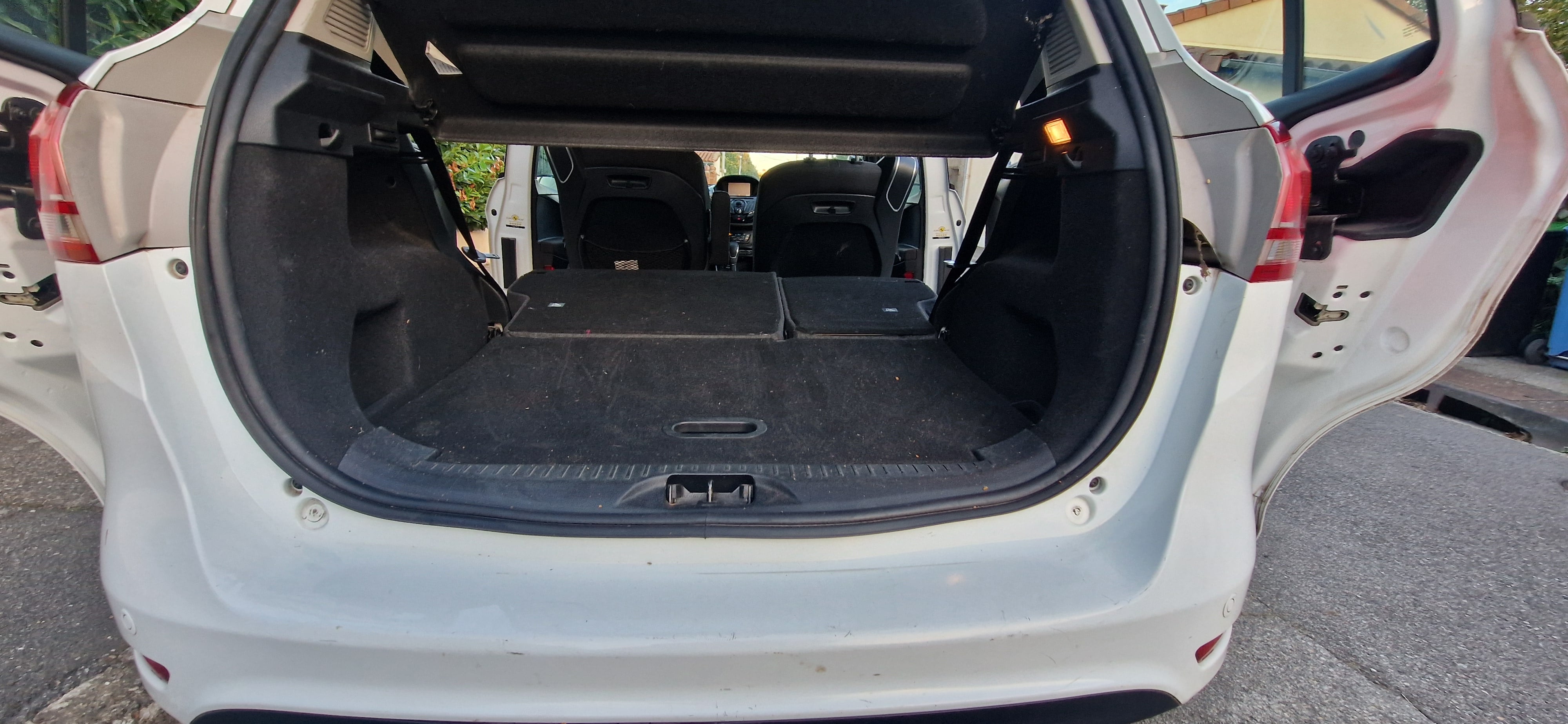 Ford B-Max con Audio Bluetooth