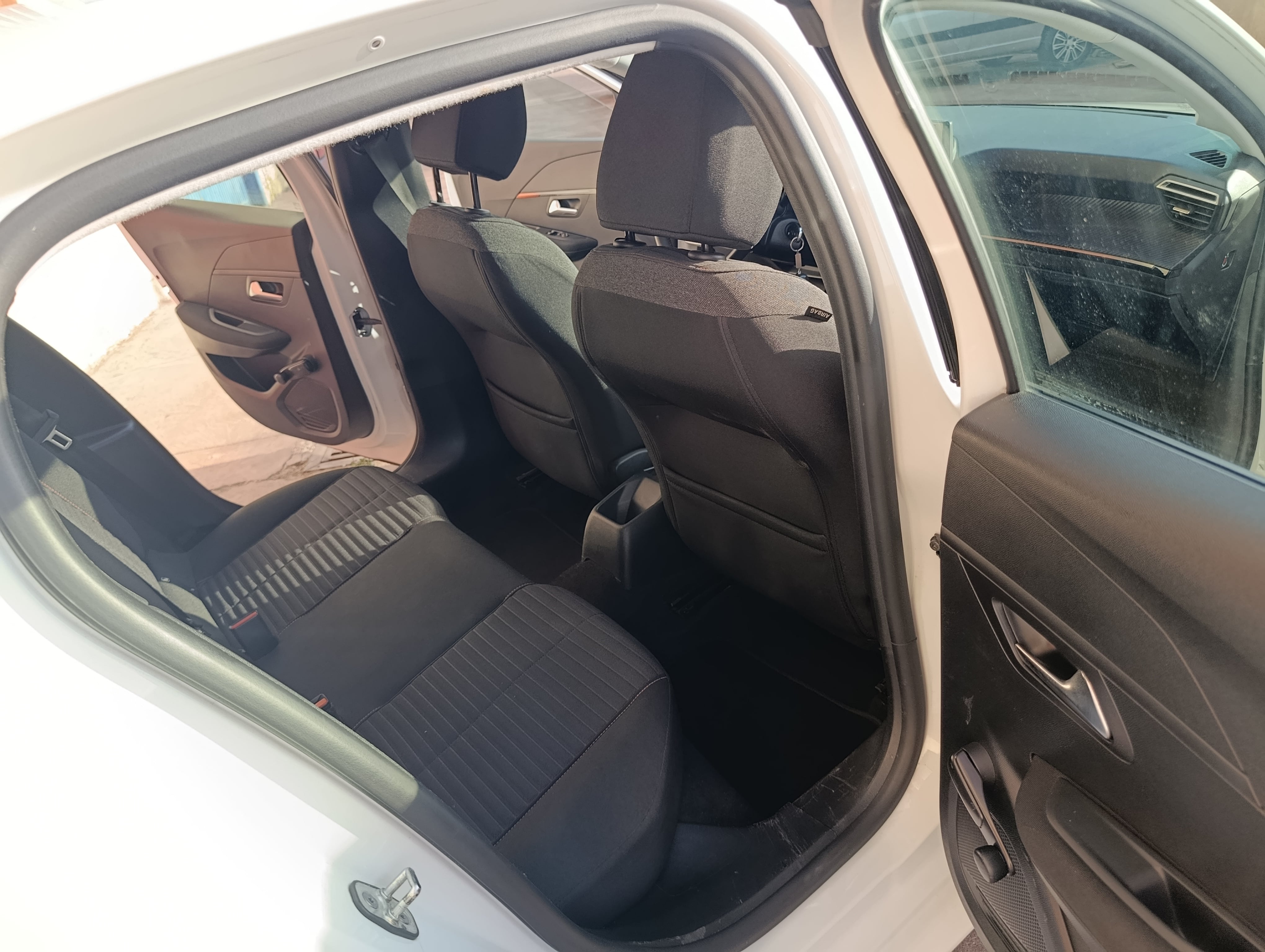 Peugeot 208 met Android Auto